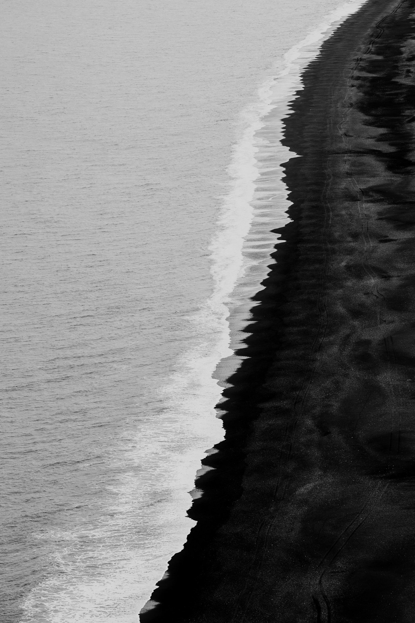 ZEISS Apo Sonnar T* 135mm F2 sample photo. Vik, iceland photography