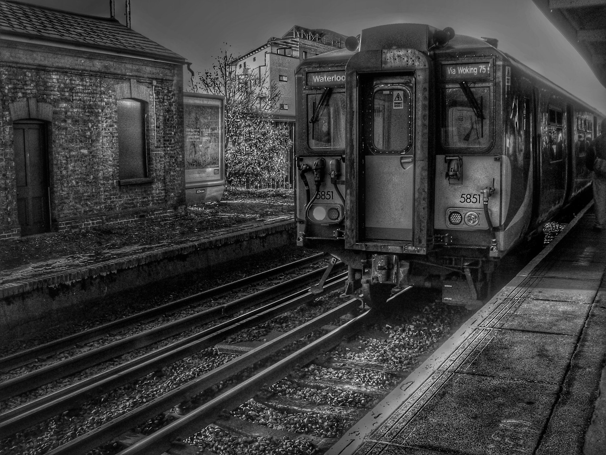 Pentax OPTIO E35 sample photo. Daily commute photography