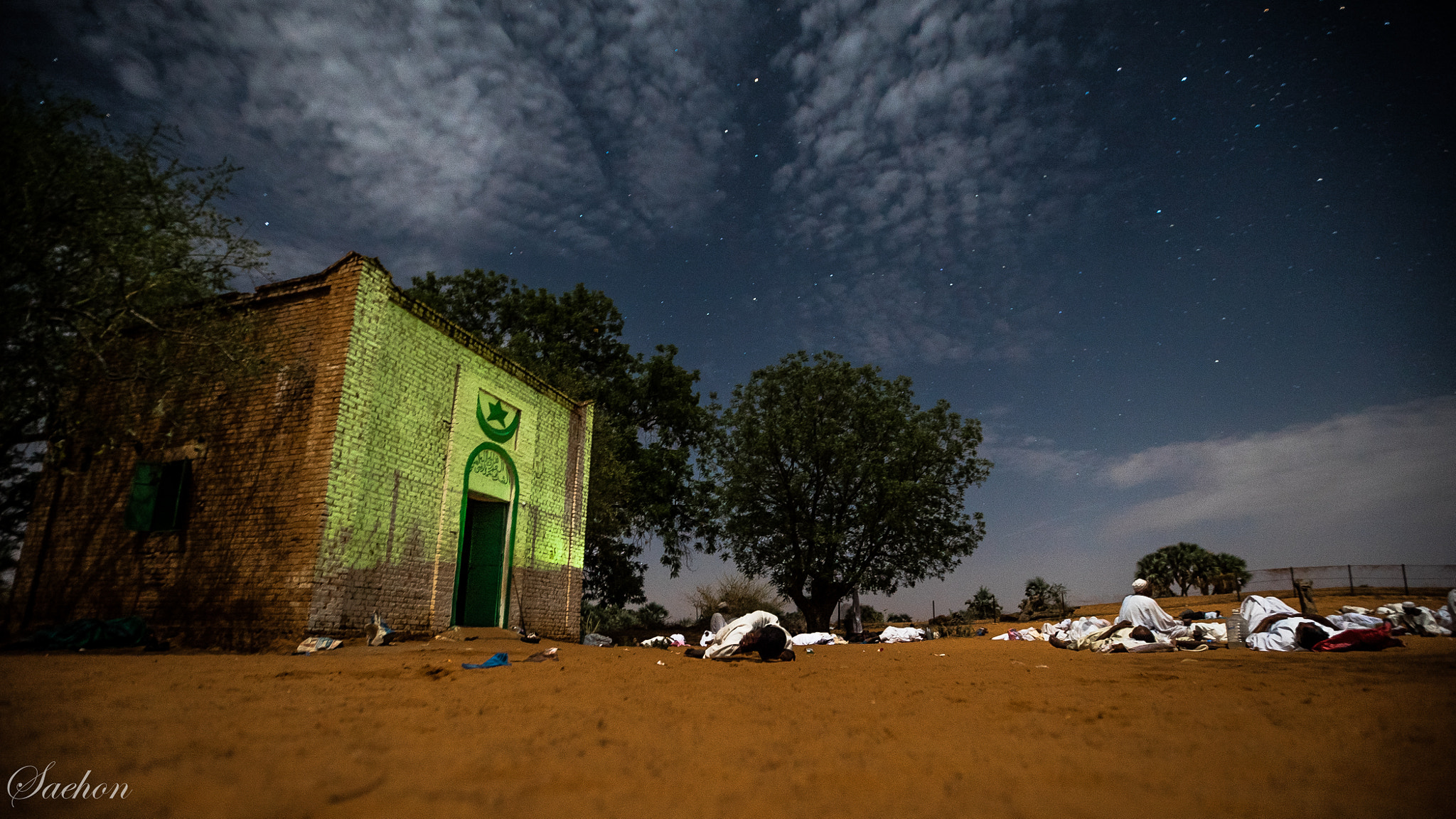 Sony a7S II + Sony 70-400mm F4-5.6 G SSM sample photo. Sudan night photography