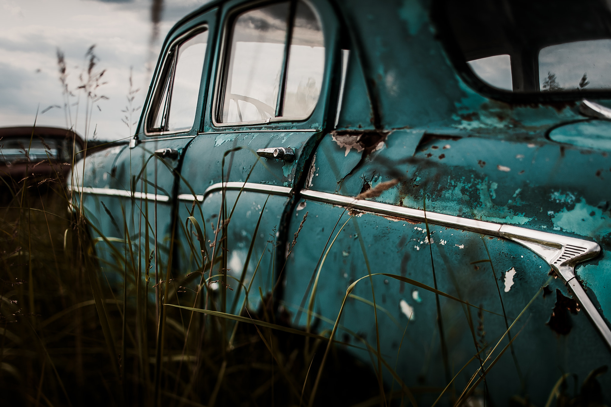 Canon EOS 5D + Canon TS-E 45mm F2.8 Tilt-Shift sample photo. Old russian car photography