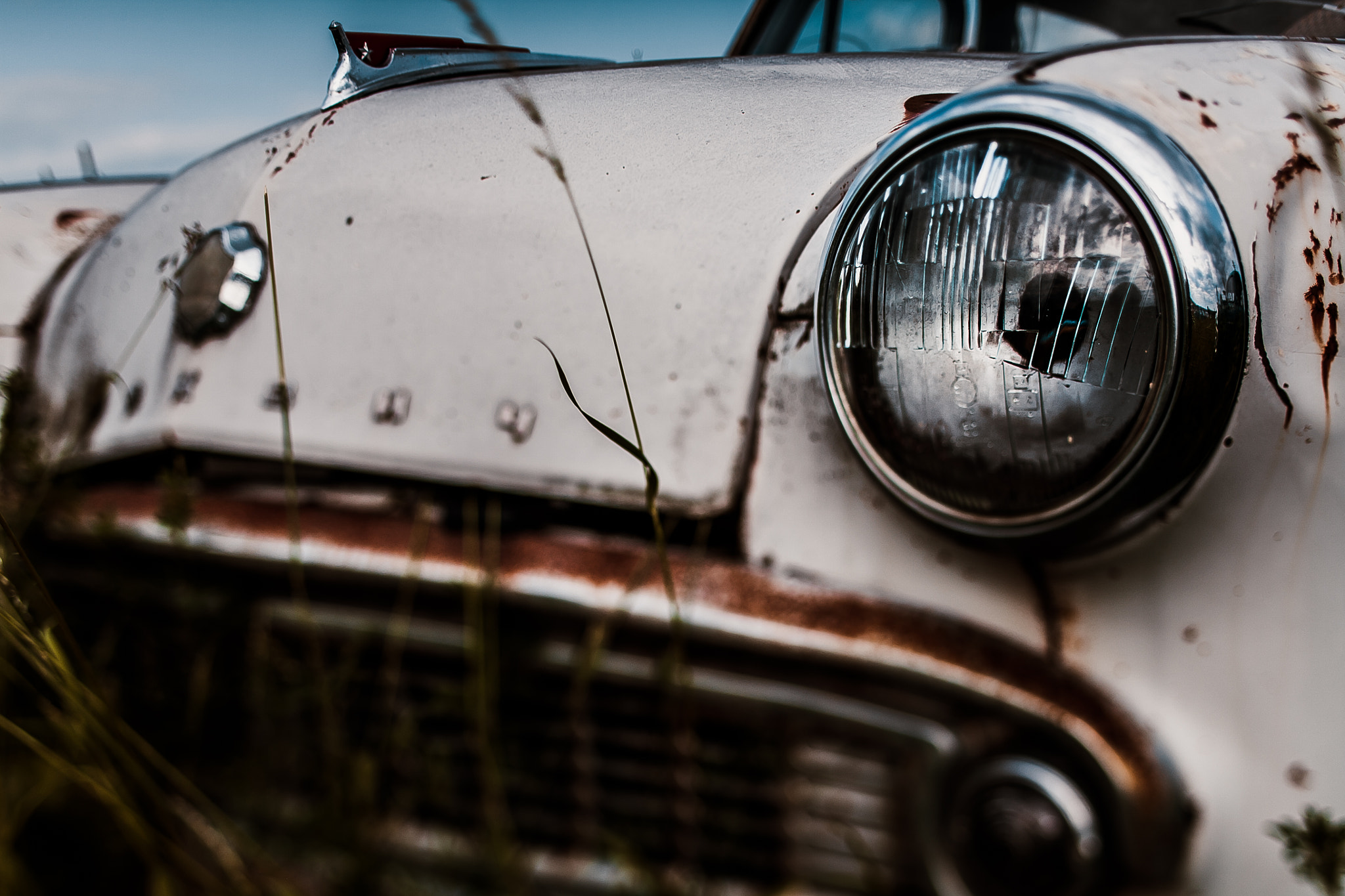 Canon TS-E 45mm F2.8 Tilt-Shift sample photo. Old russian car photography