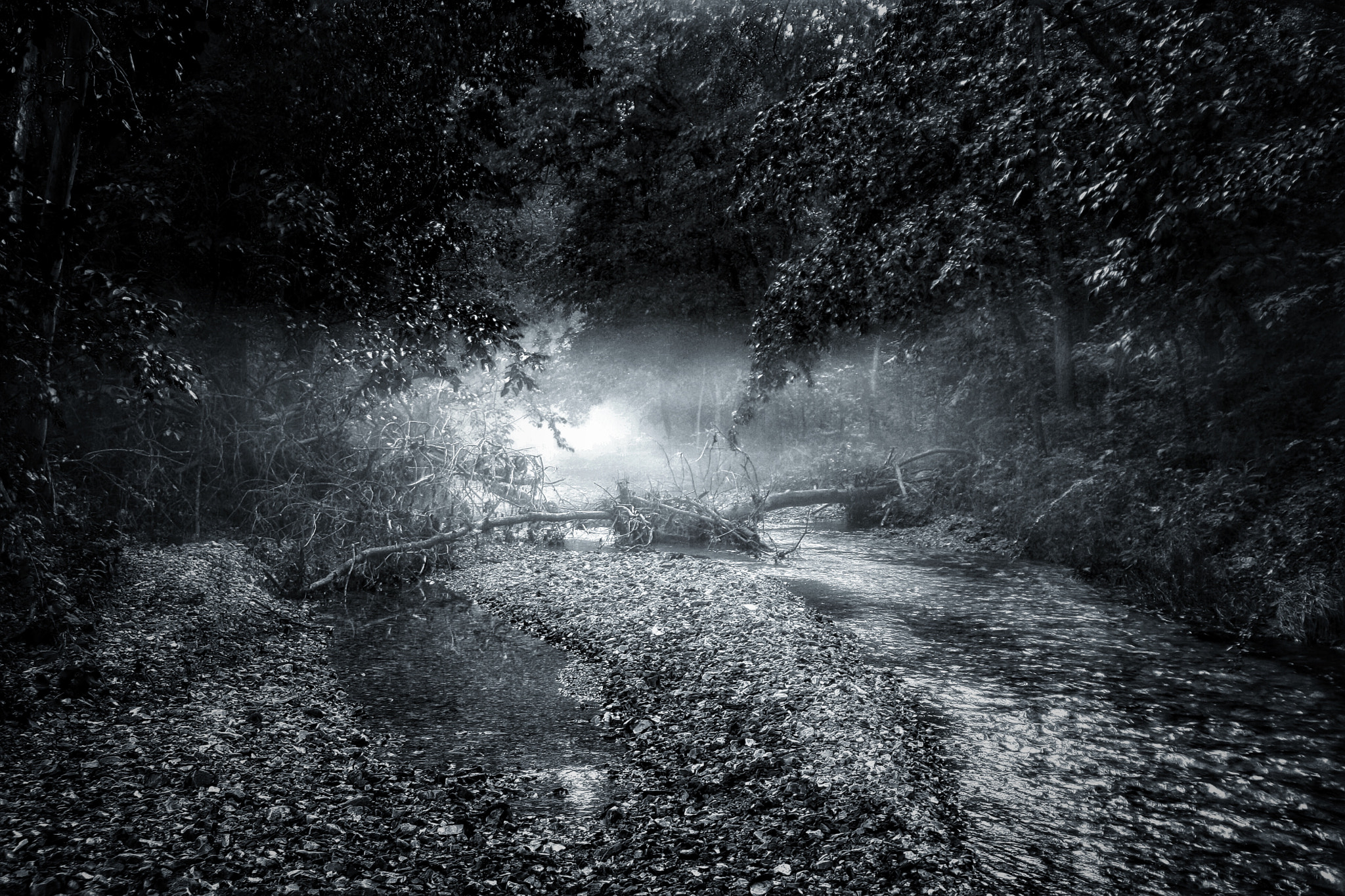 Tamron AF 28-200mm F3.8-5.6 XR Di Aspherical (IF) Macro sample photo. Mist on clear water creek photography