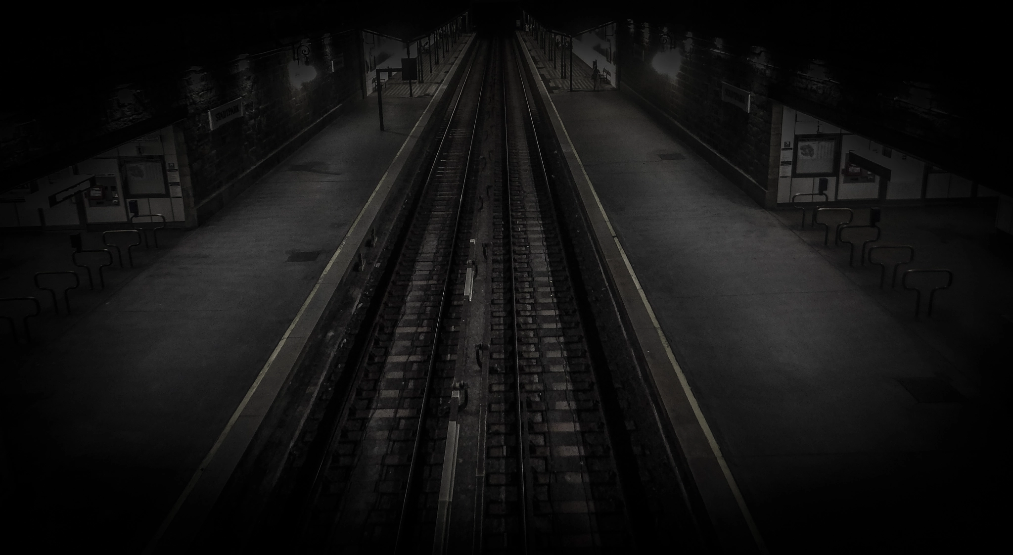 Pentax X-5 sample photo. Metro photography