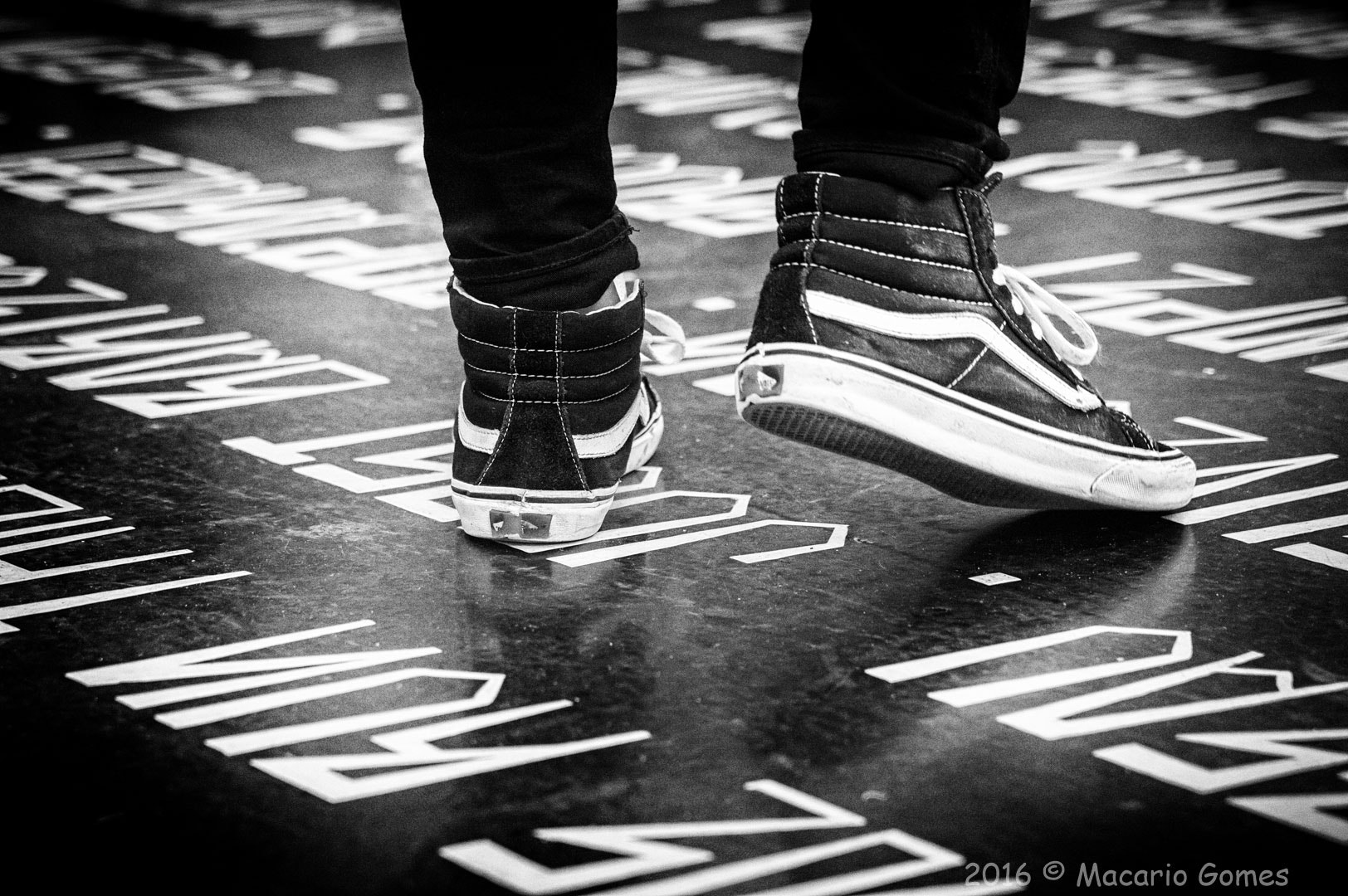 Tamron AF 28-75mm F2.8 XR Di LD Aspherical (IF) sample photo. Shoes photography