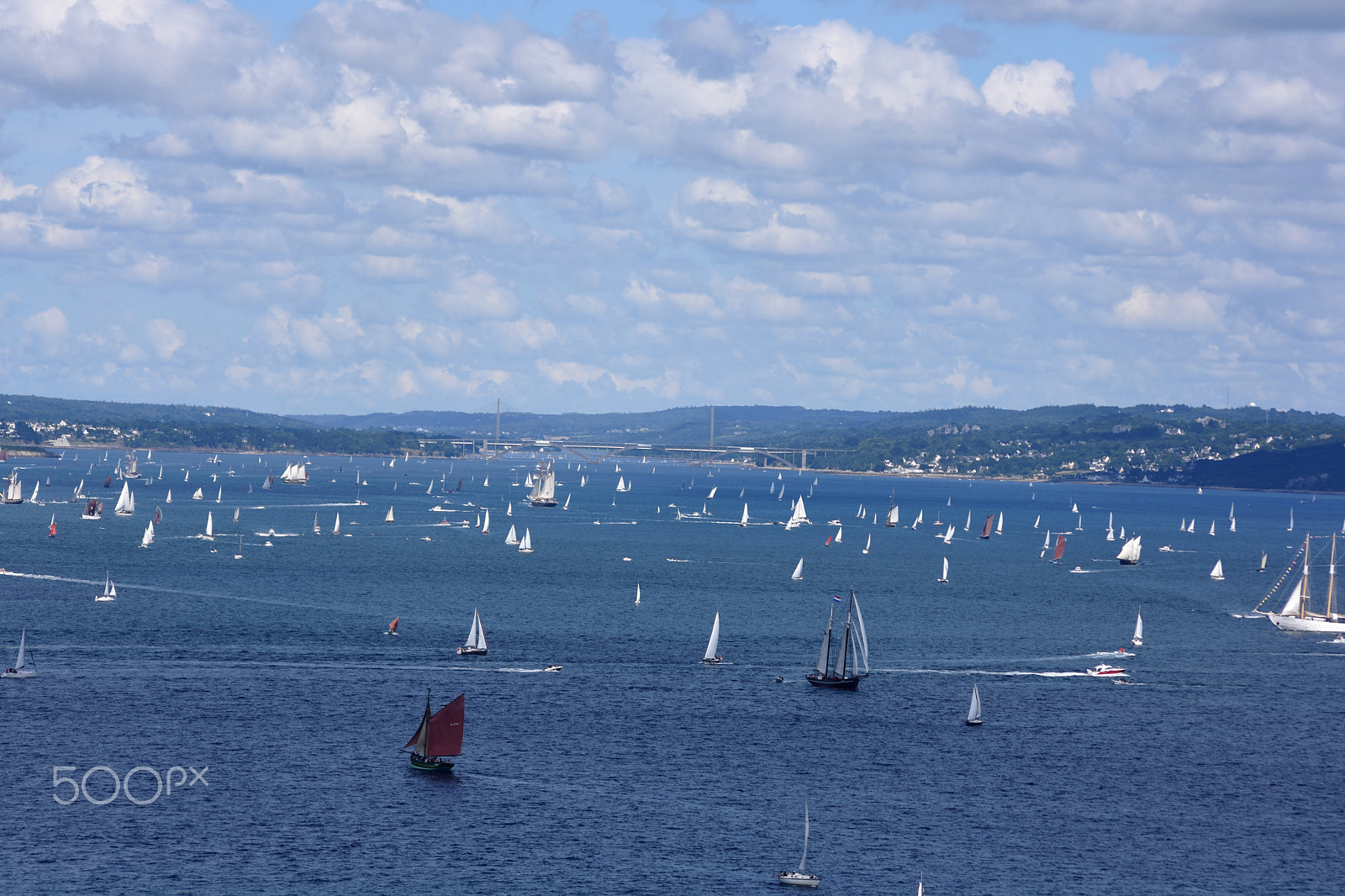 Sigma 70-300mm F4-5.6 APO DG Macro sample photo. Sailing festival photography