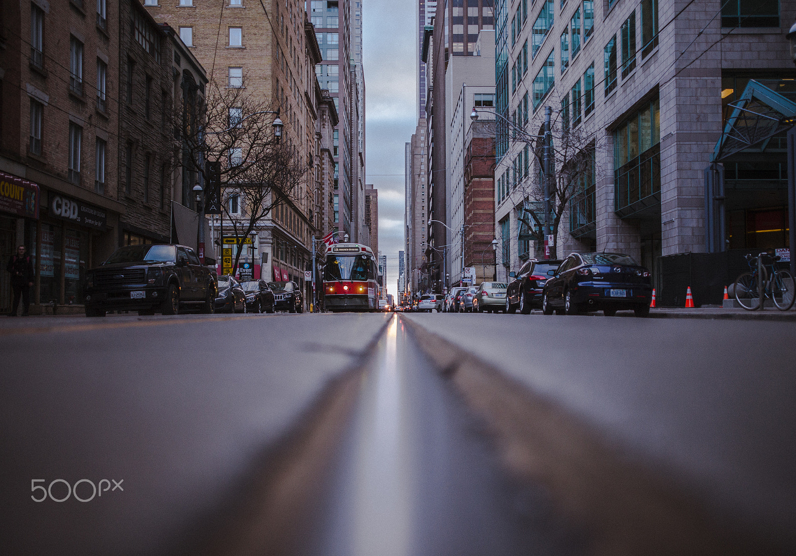 Sigma 24-35mm F2 DG HSM Art sample photo. Toronto street car photography