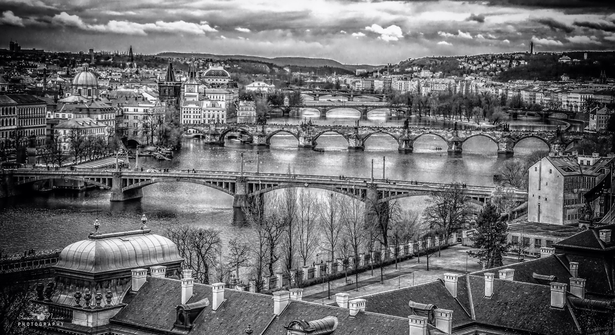 Sigma 17-50mm F2.8 EX DC OS HSM sample photo. Bridges of praha photography