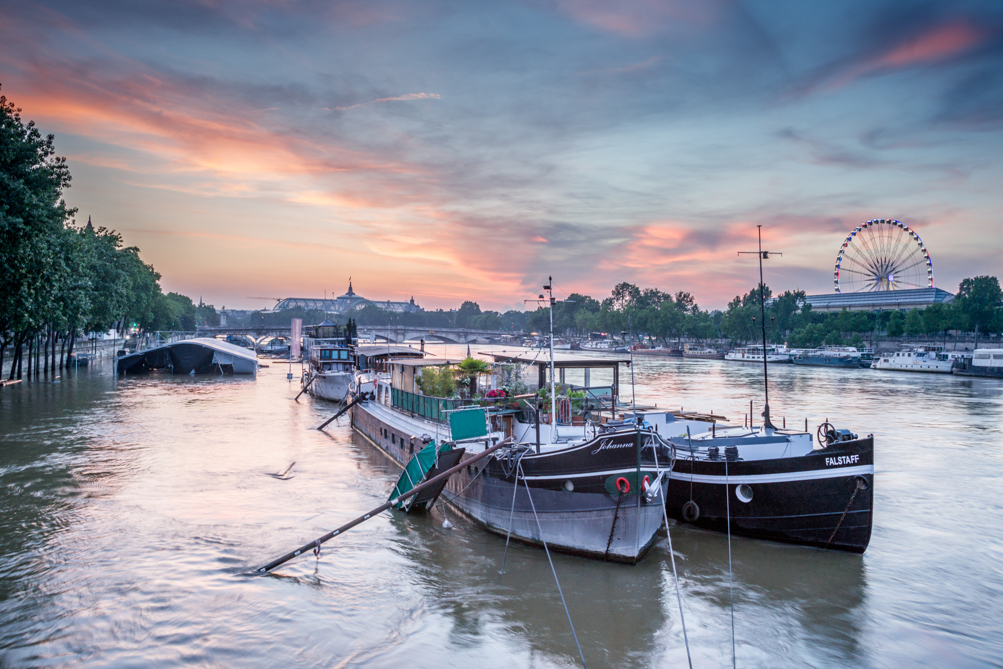 Sony Alpha DSLR-A850 + Minolta AF 28-105mm F3.5-4.5 [New] sample photo. Crue de la seine à paris photography