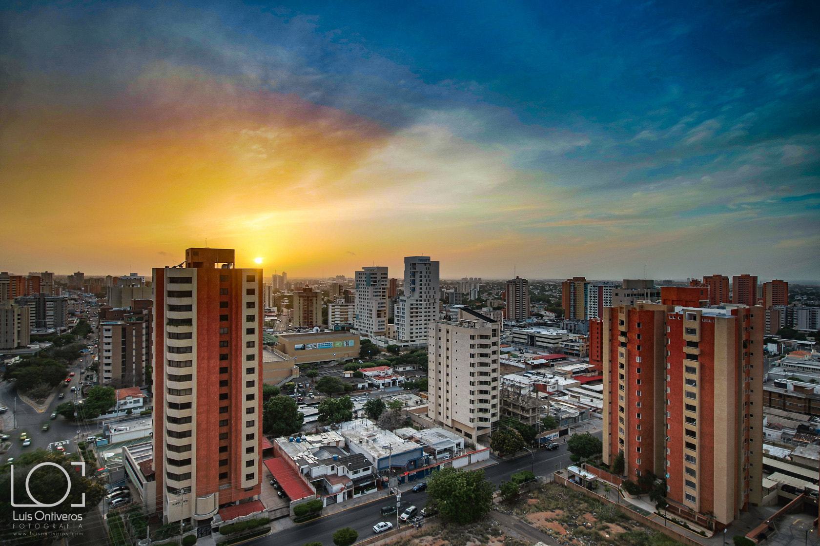 Canon EOS 760D (EOS Rebel T6s / EOS 8000D) sample photo. Atardecer en maracaibo photography