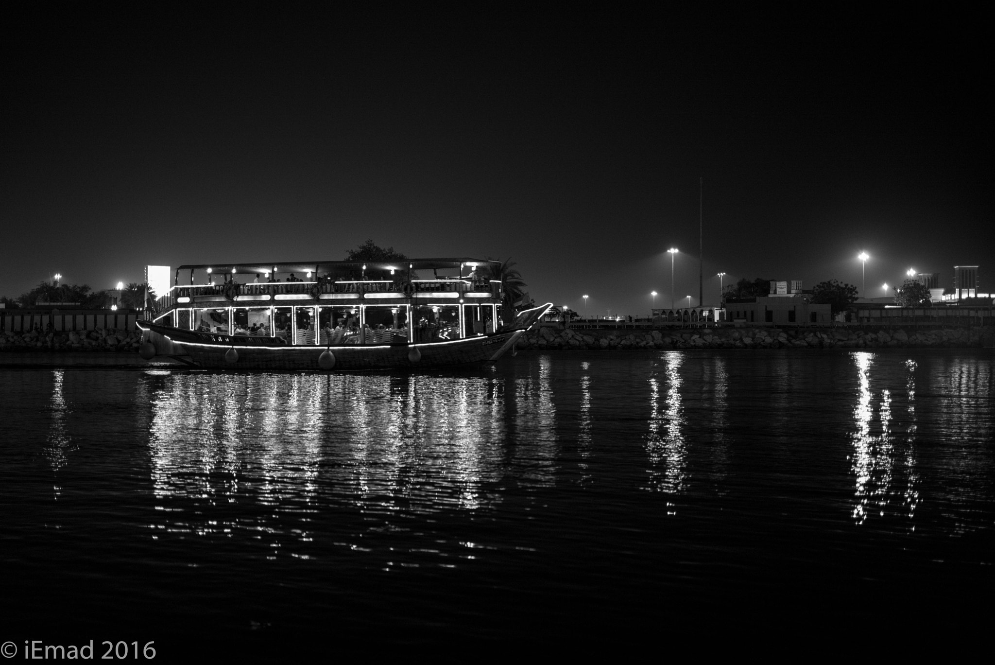 Leica APO-Summicron-M 50mm F2 ASPH sample photo. Cruising across the creek... photography