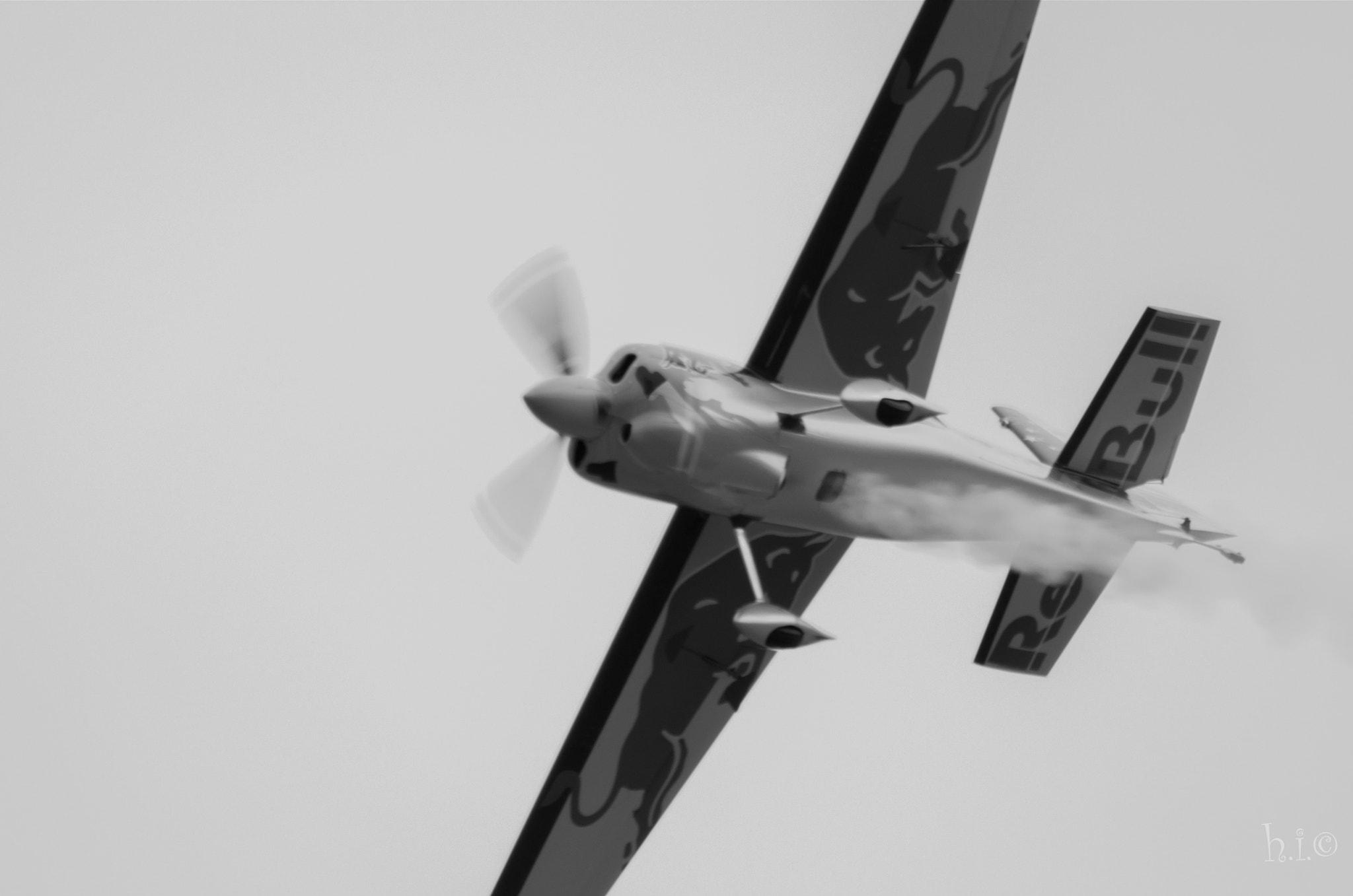 Pentax K-3 II + Sigma sample photo. Red bull air race budapest photography