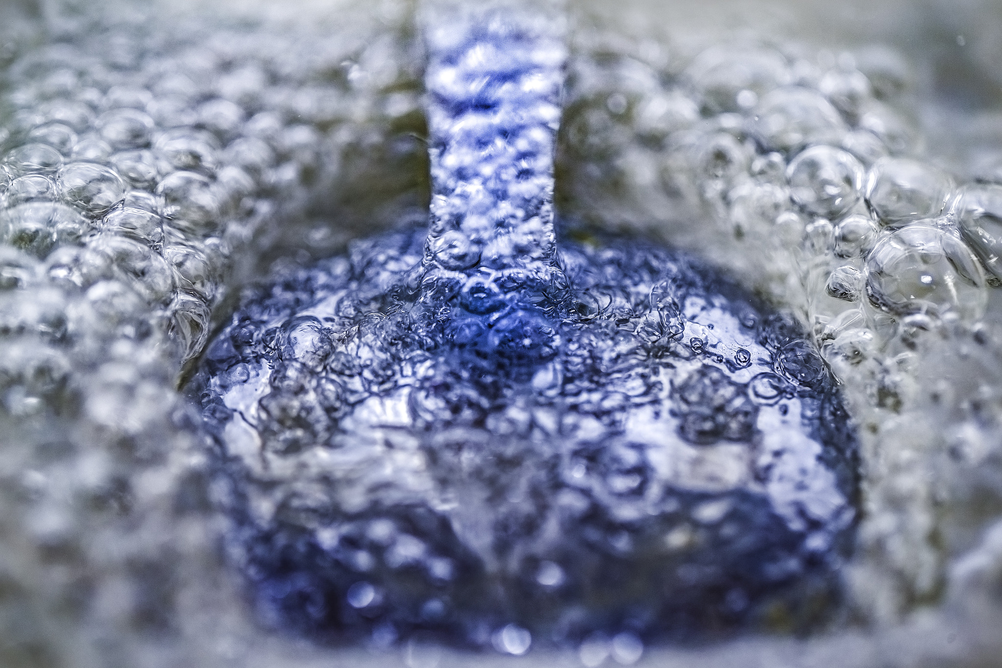 Canon EF 100mm F2.8L Macro IS USM sample photo. Down the drain photography