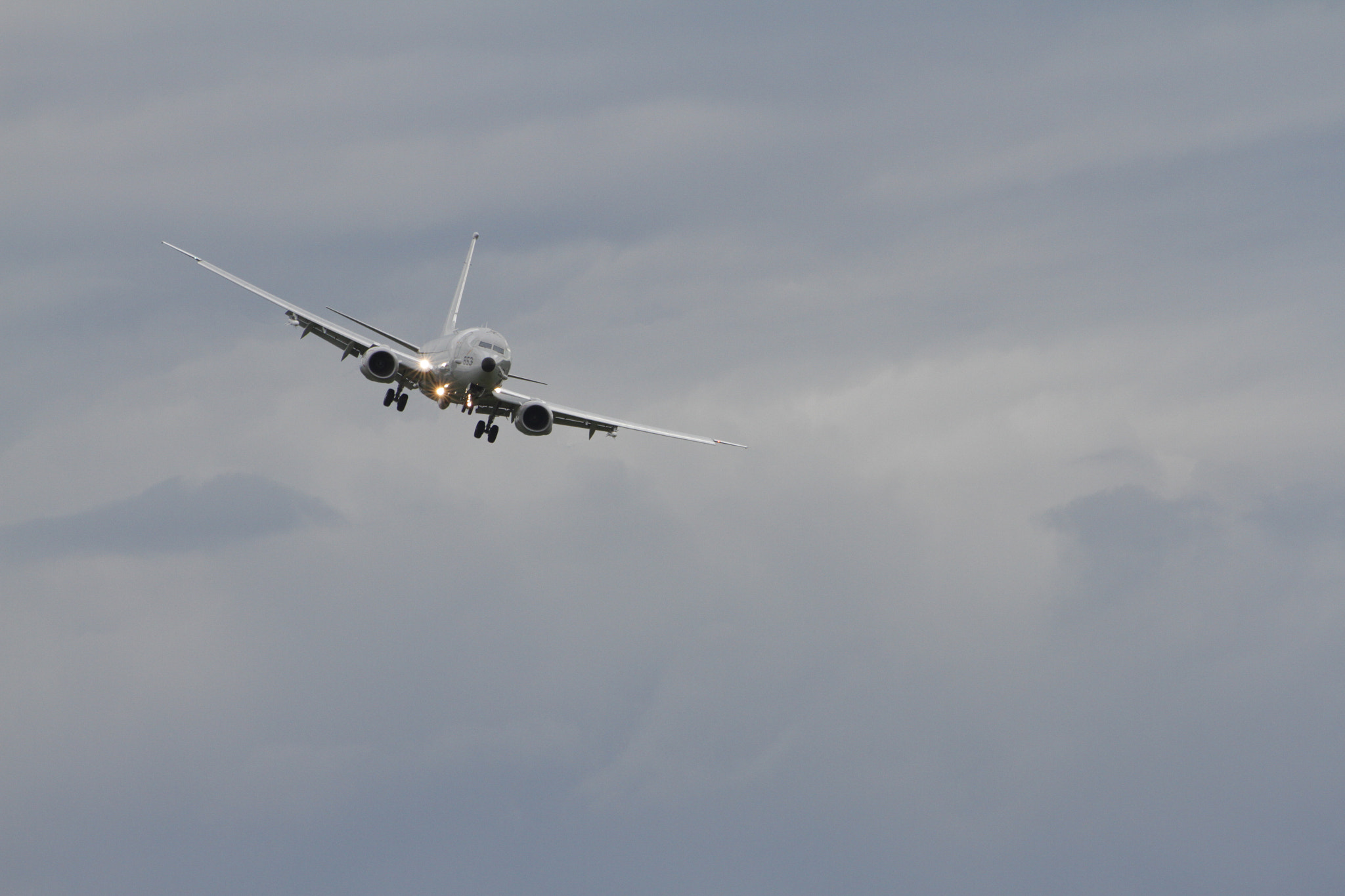 Sigma 70-300mm F4-5.6 APO DG Macro sample photo. Boeing 737 poseidon photography