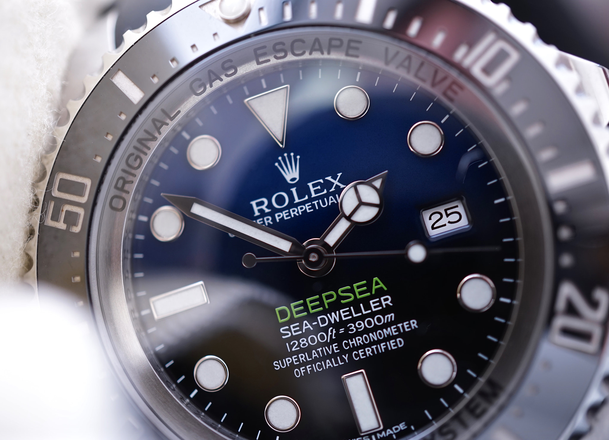 Sony E 30mm F3.5 sample photo. Deep sea dweller photography