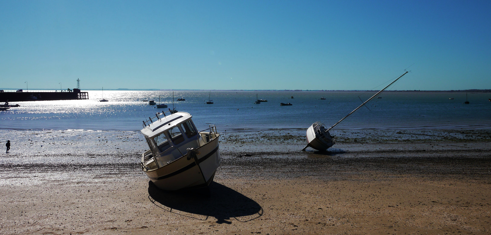 Panasonic Lumix DMC-G5 + Panasonic Lumix G Vario 7-14mm F4 ASPH sample photo. Cancale photography