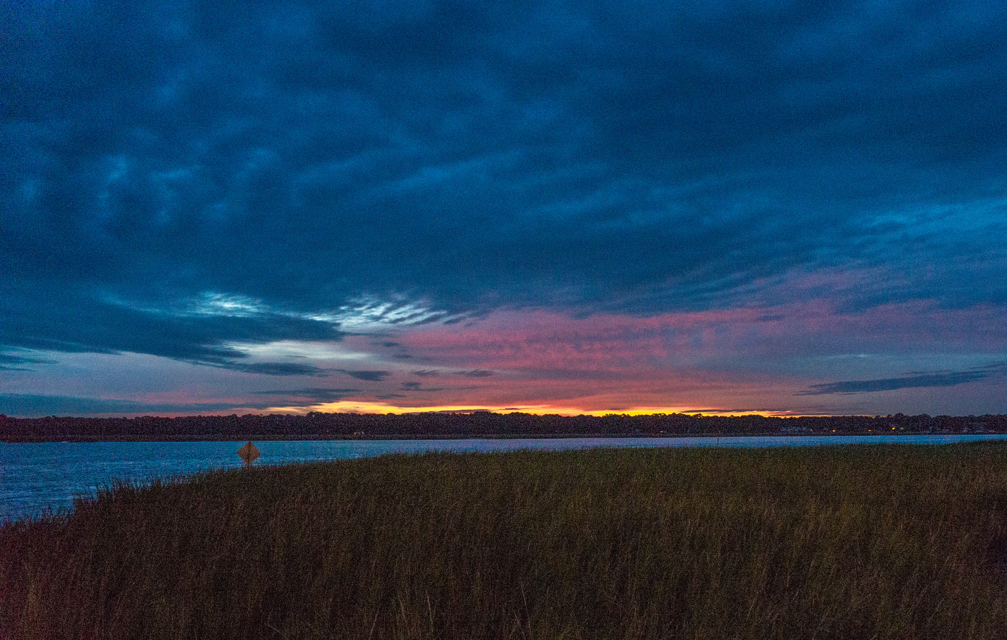 Sony Alpha NEX-6 + Sony Vario-Tessar T* E 16-70mm F4 ZA OSS sample photo. Wake up on the coast photography