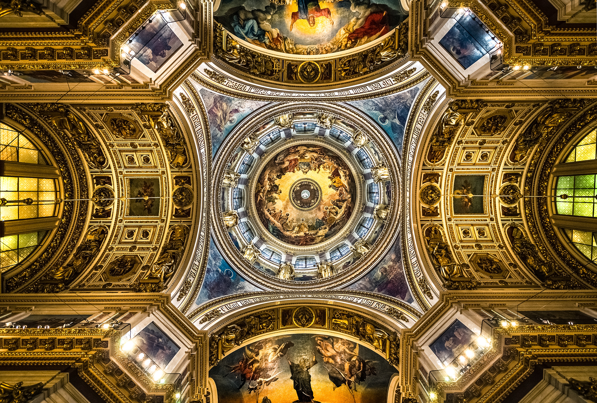 Sony Alpha DSLR-A550 + Sigma 10-20mm F3.5 EX DC HSM sample photo. St. isaac's cathedral photography