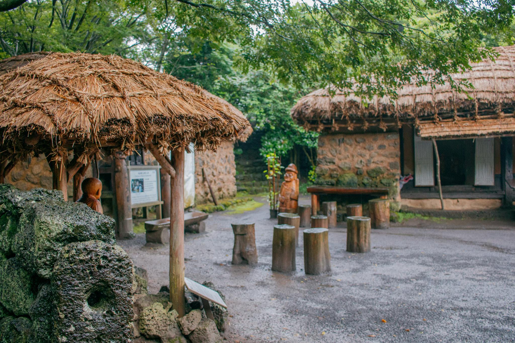 Canon EF-S 24mm F2.8 STM sample photo. A traditional house. photography