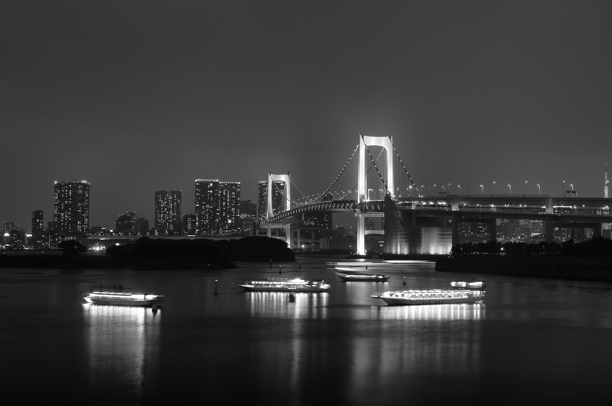 Sigma 24-70mm F2.8 EX DG HSM sample photo. Rainbow bridge, tokyo photography