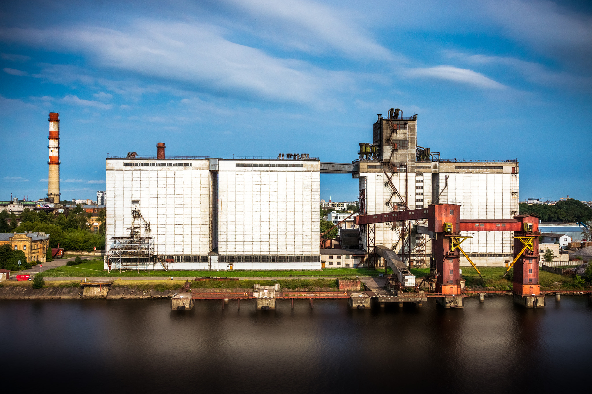 Sony Alpha DSLR-A550 + 10-20mm F3.5 sample photo. Factory photography