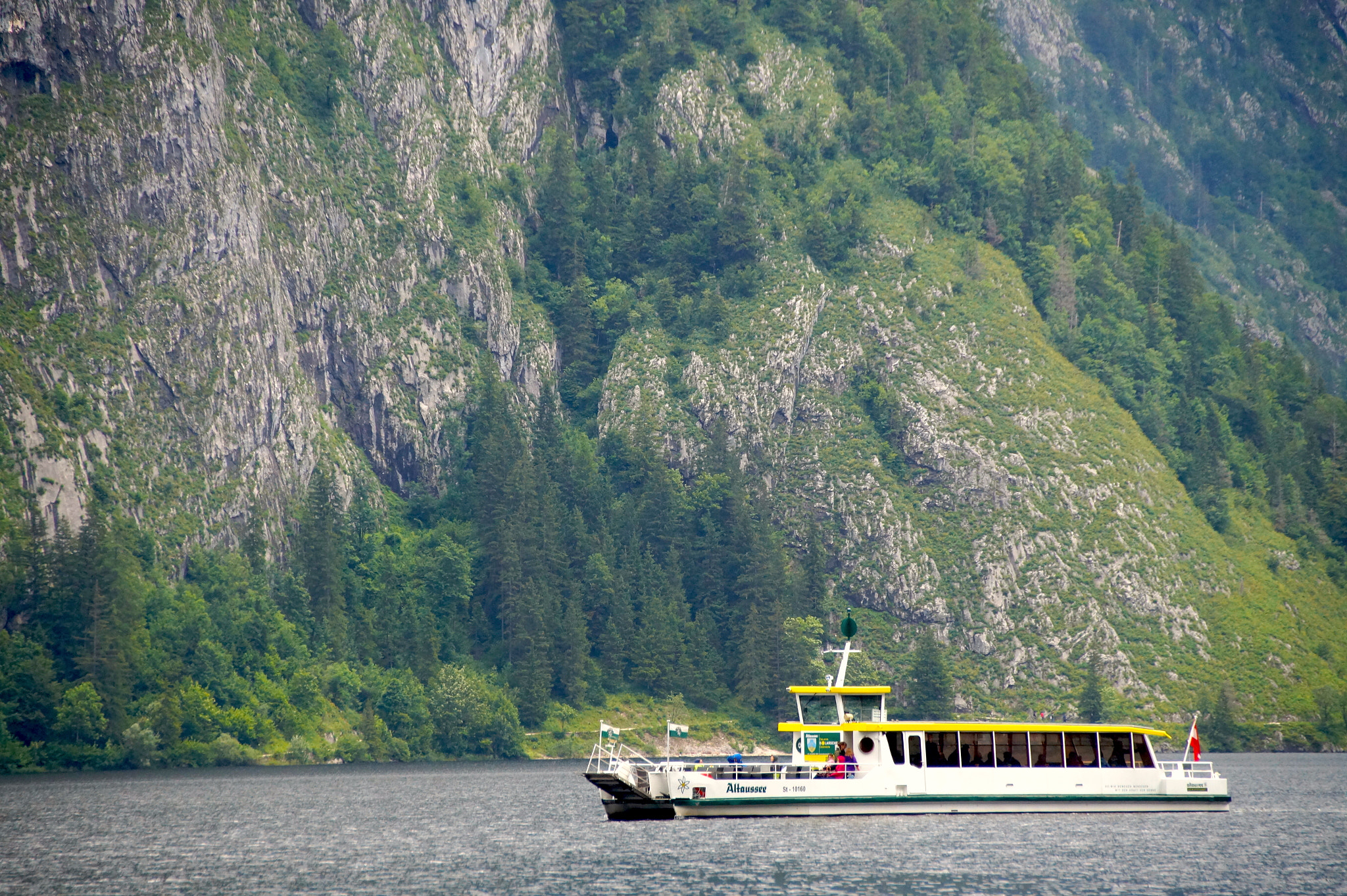 Sony SLT-A58 sample photo. Boat photography