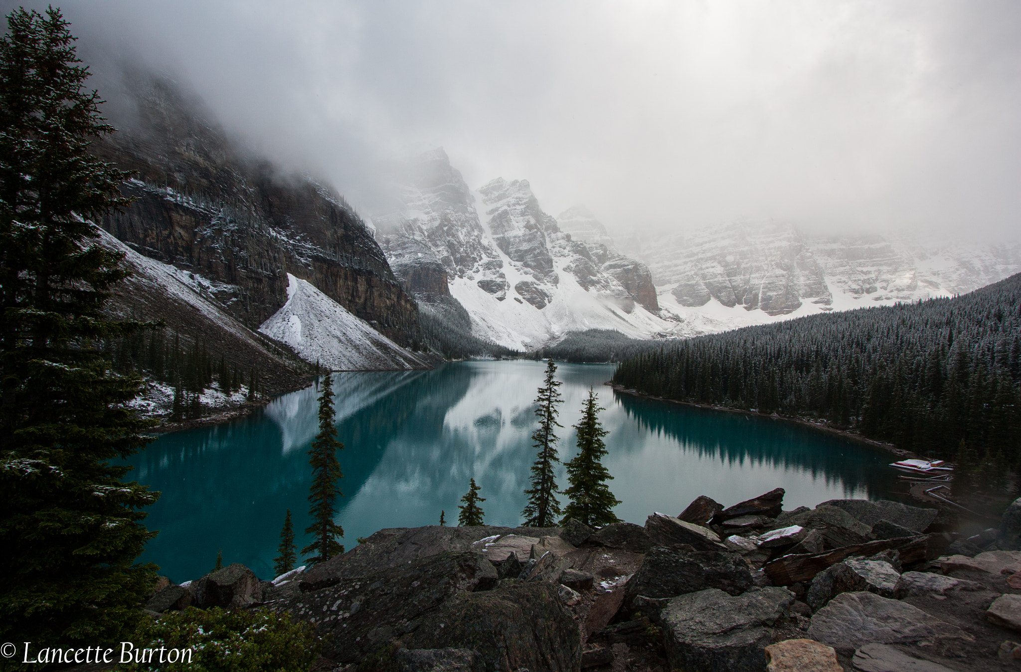 Canon EOS 450D (EOS Rebel XSi / EOS Kiss X2) sample photo. Moraine lake photography