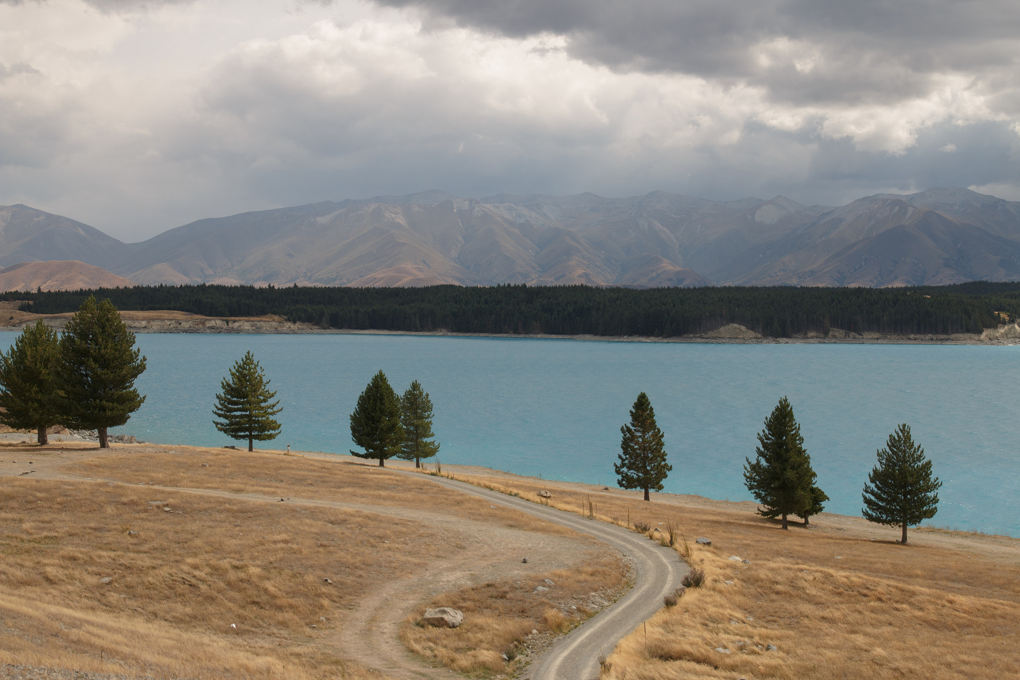 Sigma 17-70mm F2.8-4 DC Macro OS HSM sample photo. Beautiful lake pukaki photography