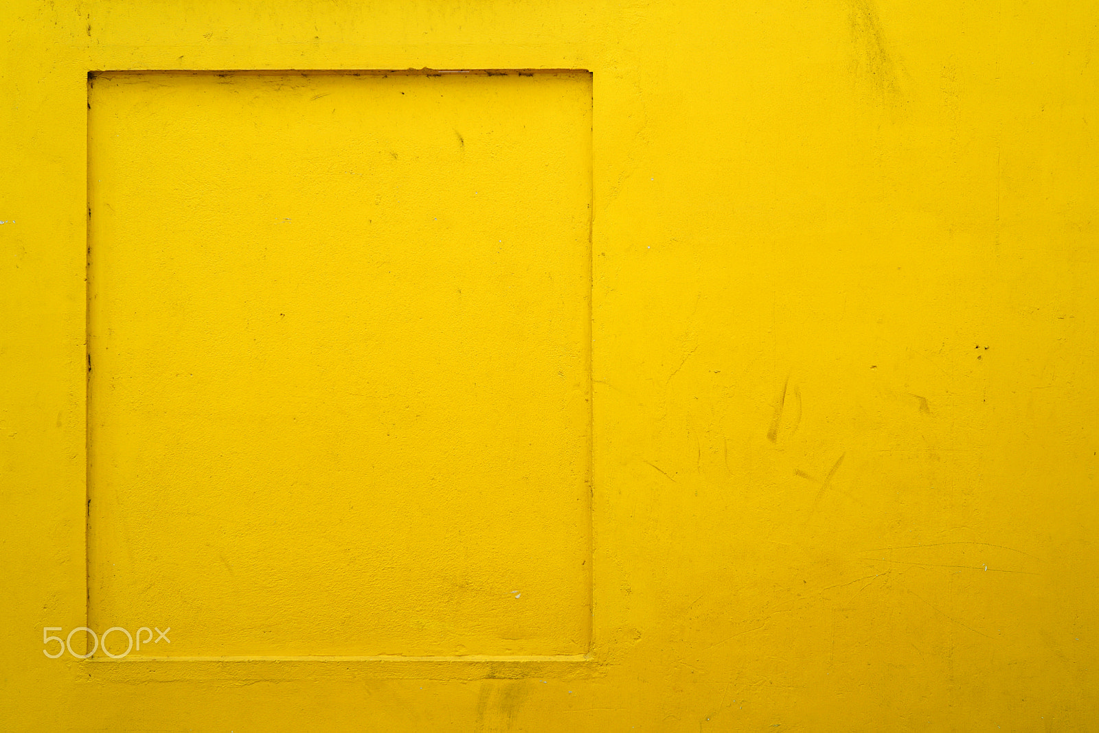 Sony a7S + Sony Distagon T* FE 35mm F1.4 ZA sample photo. Square in yellow wall - minimalism style photography