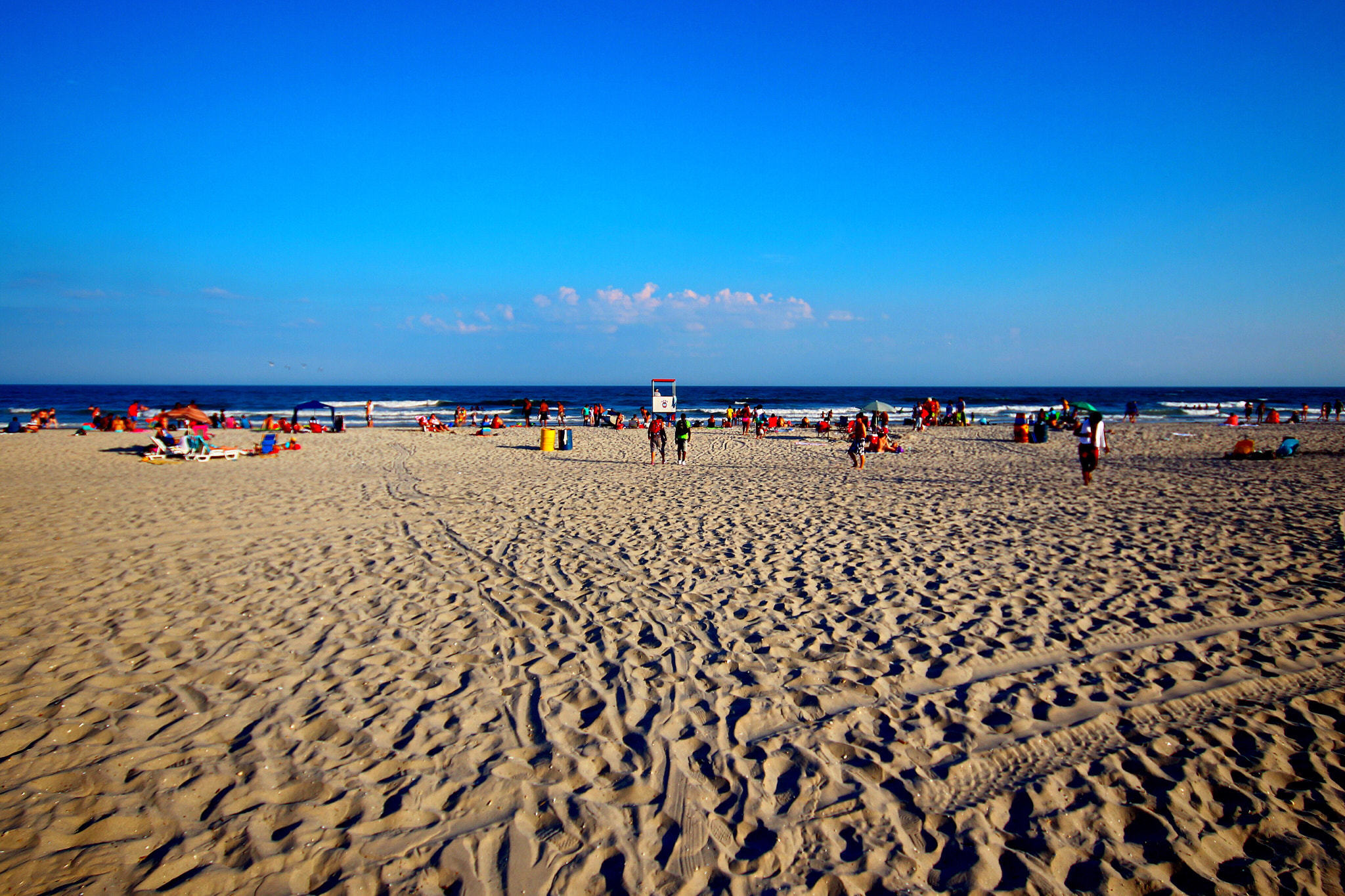Canon EOS 650D (EOS Rebel T4i / EOS Kiss X6i) + Canon 10-20mm sample photo. Ac beach photography