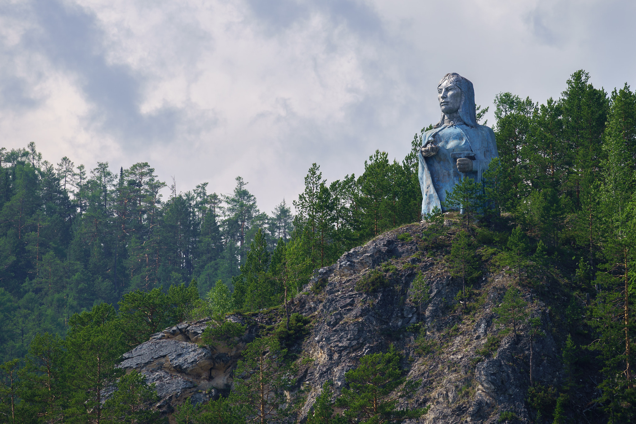 Sony 70-300mm F4.5-5.6 G SSM sample photo. "sinilga" on the river lena. photography