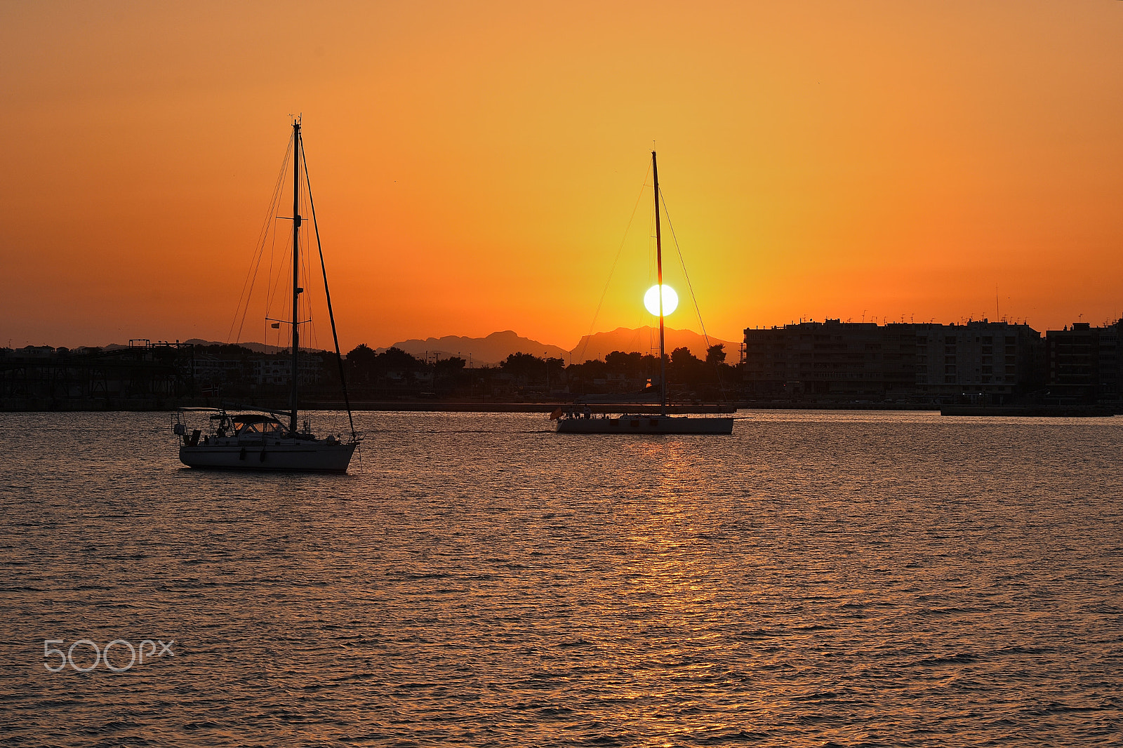 Tamron SP 70-200mm F2.8 Di VC USD sample photo. Sunset torrevieja spain. photography