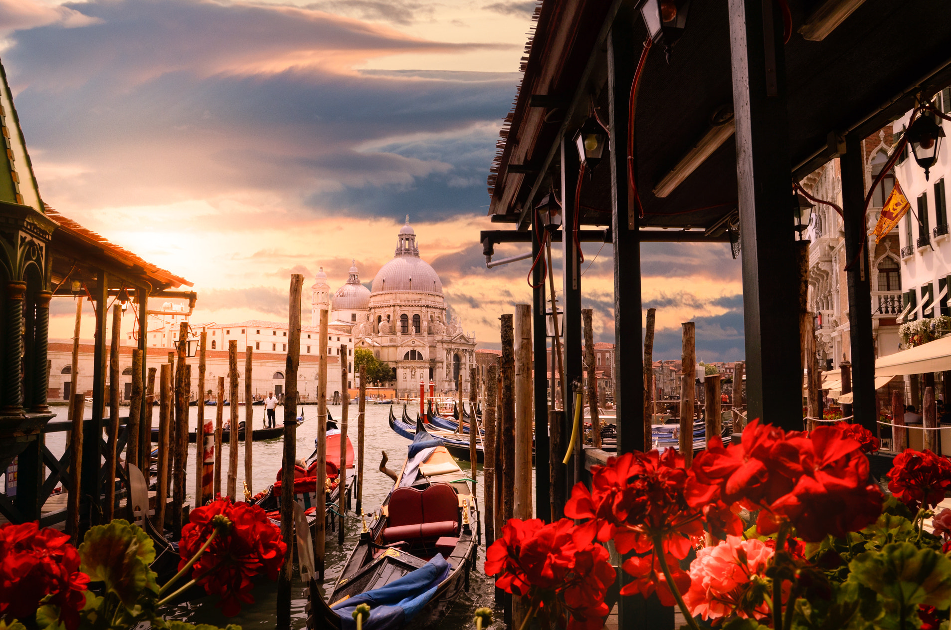 Nikon D7000 + Sigma 18-50mm F2.8 EX DC sample photo. Oh!... venecia photography