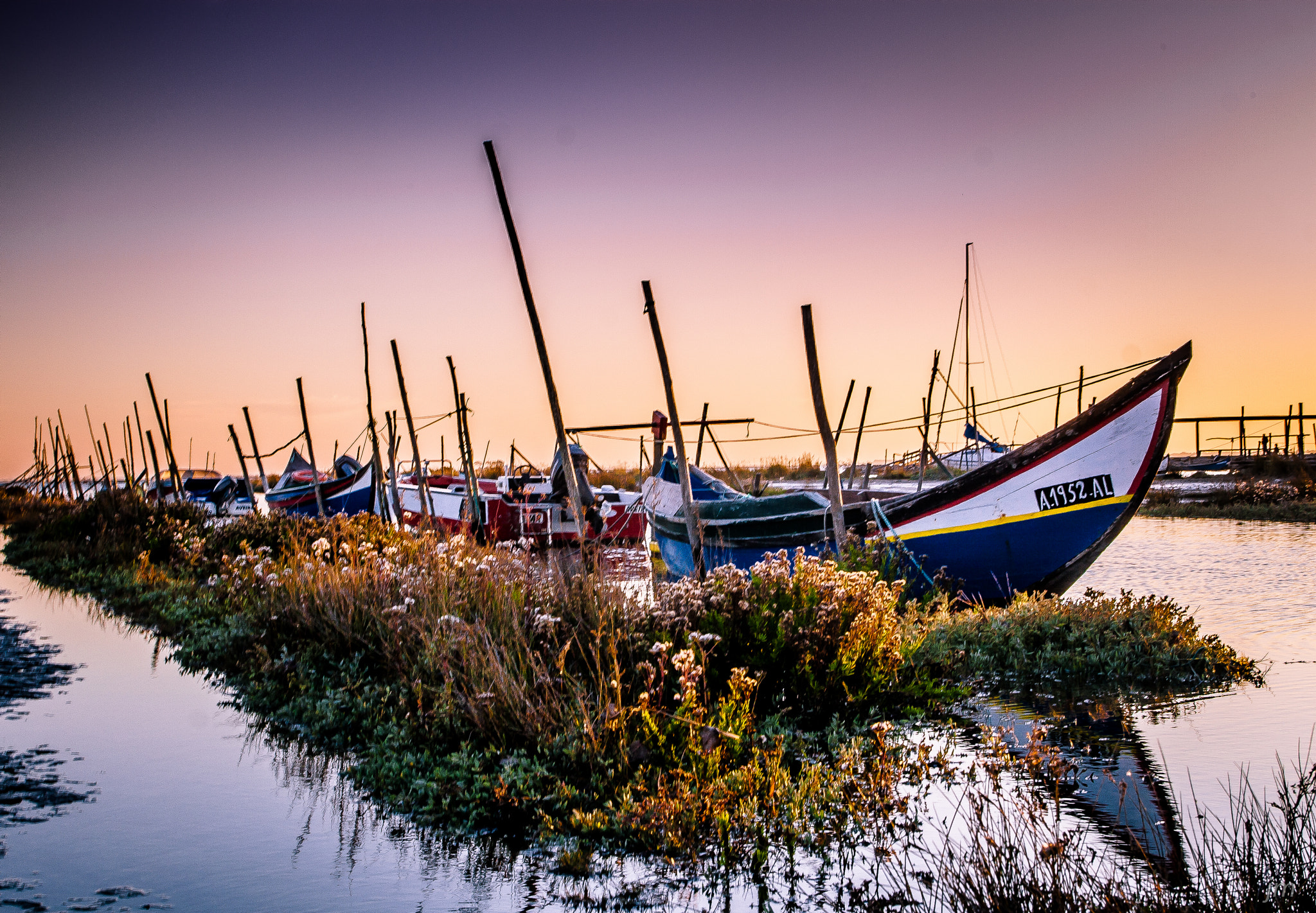 Canon EOS 30D + Canon EF 17-40mm F4L USM sample photo. Quiet waters photography