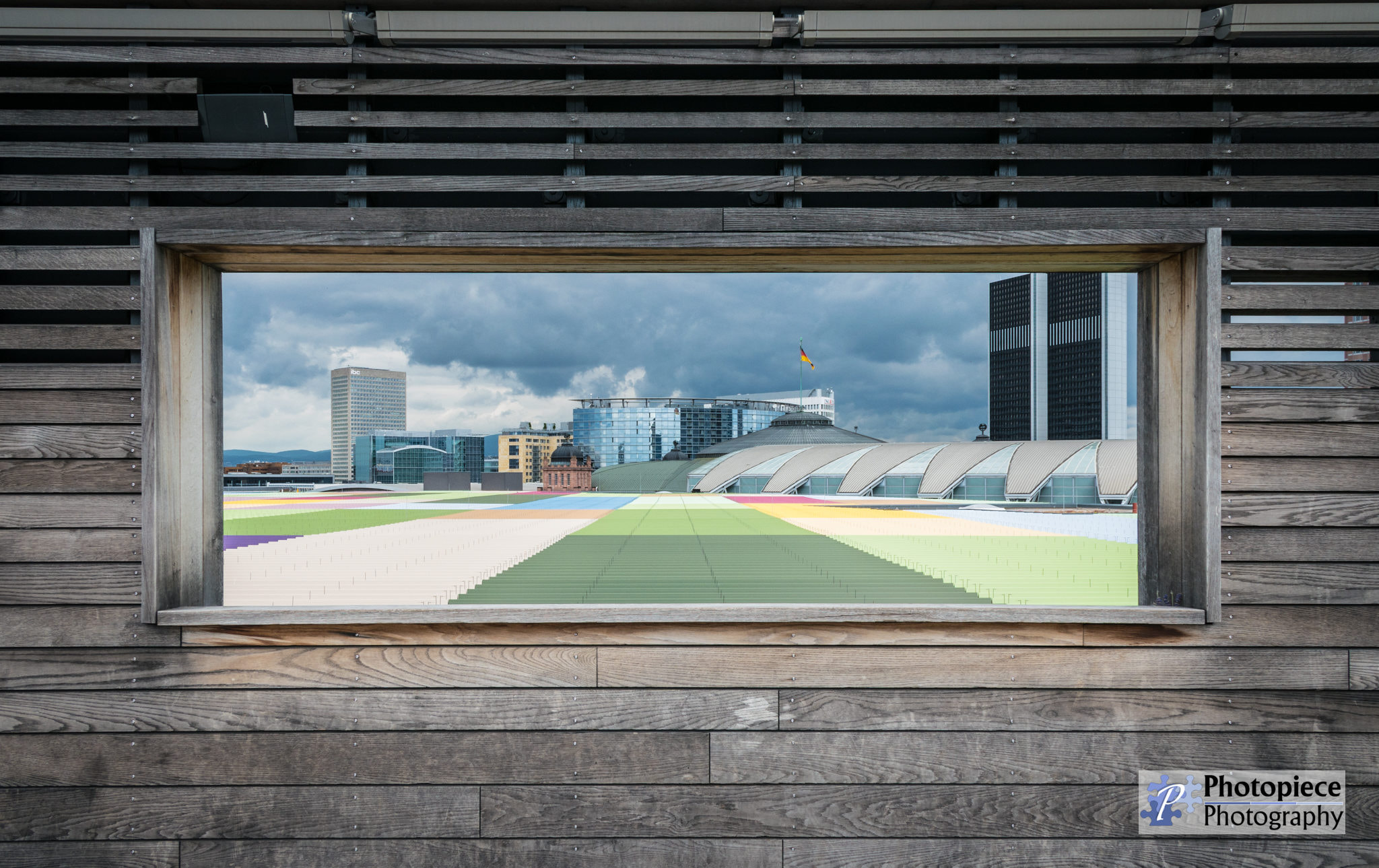Nikon 1 J5 sample photo. I spy the city photography
