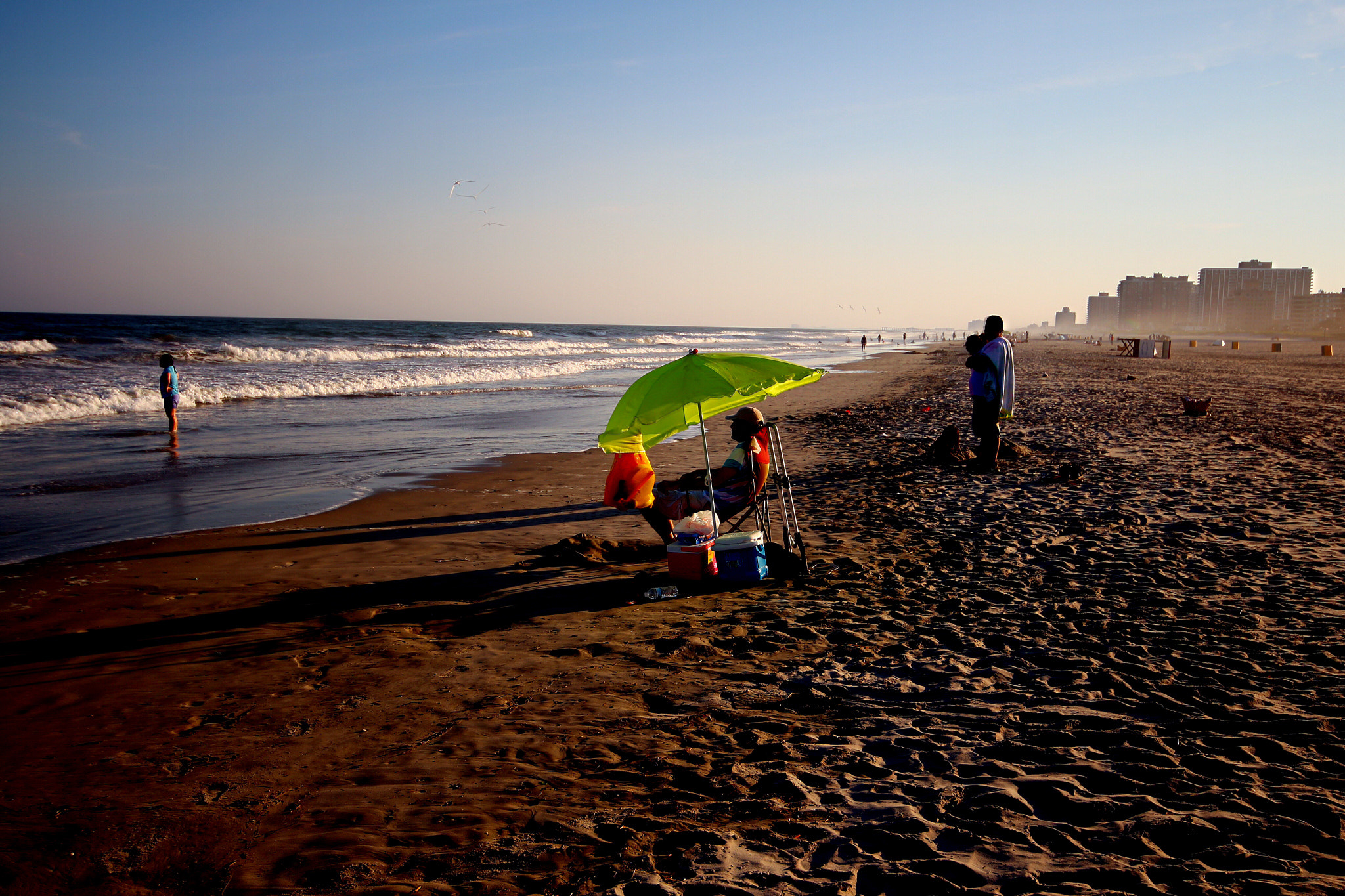 Canon EOS 650D (EOS Rebel T4i / EOS Kiss X6i) + Canon 10-20mm sample photo. Beach series photography