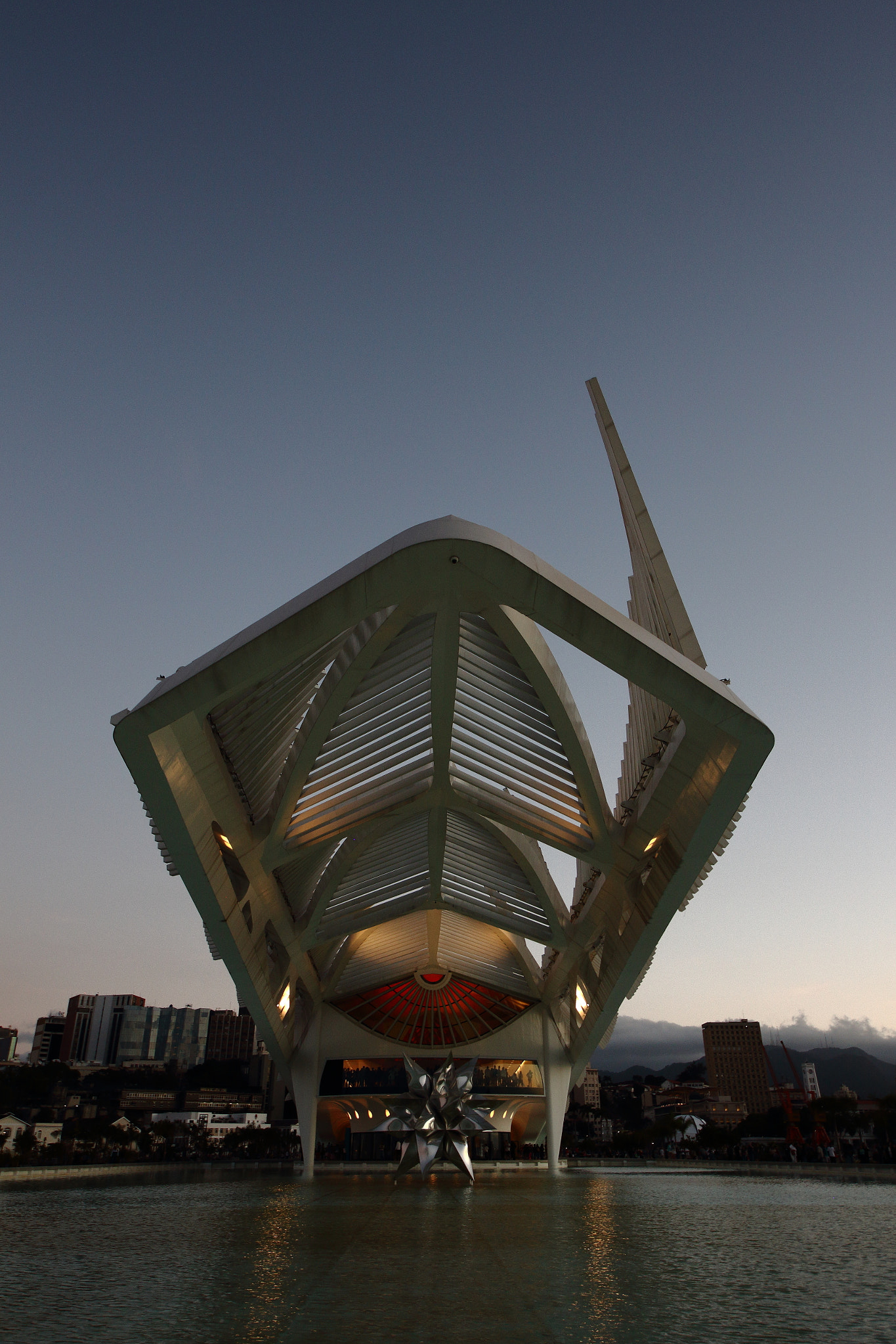 Sigma 8-16mm F4.5-5.6 DC HSM sample photo. Museu do amanhã 4 photography