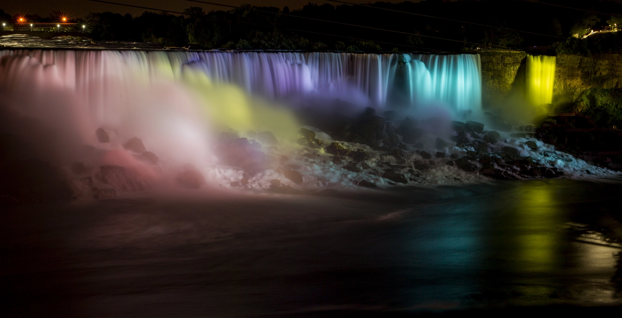 Canon EOS-1D Mark IV sample photo. American falls lit photography