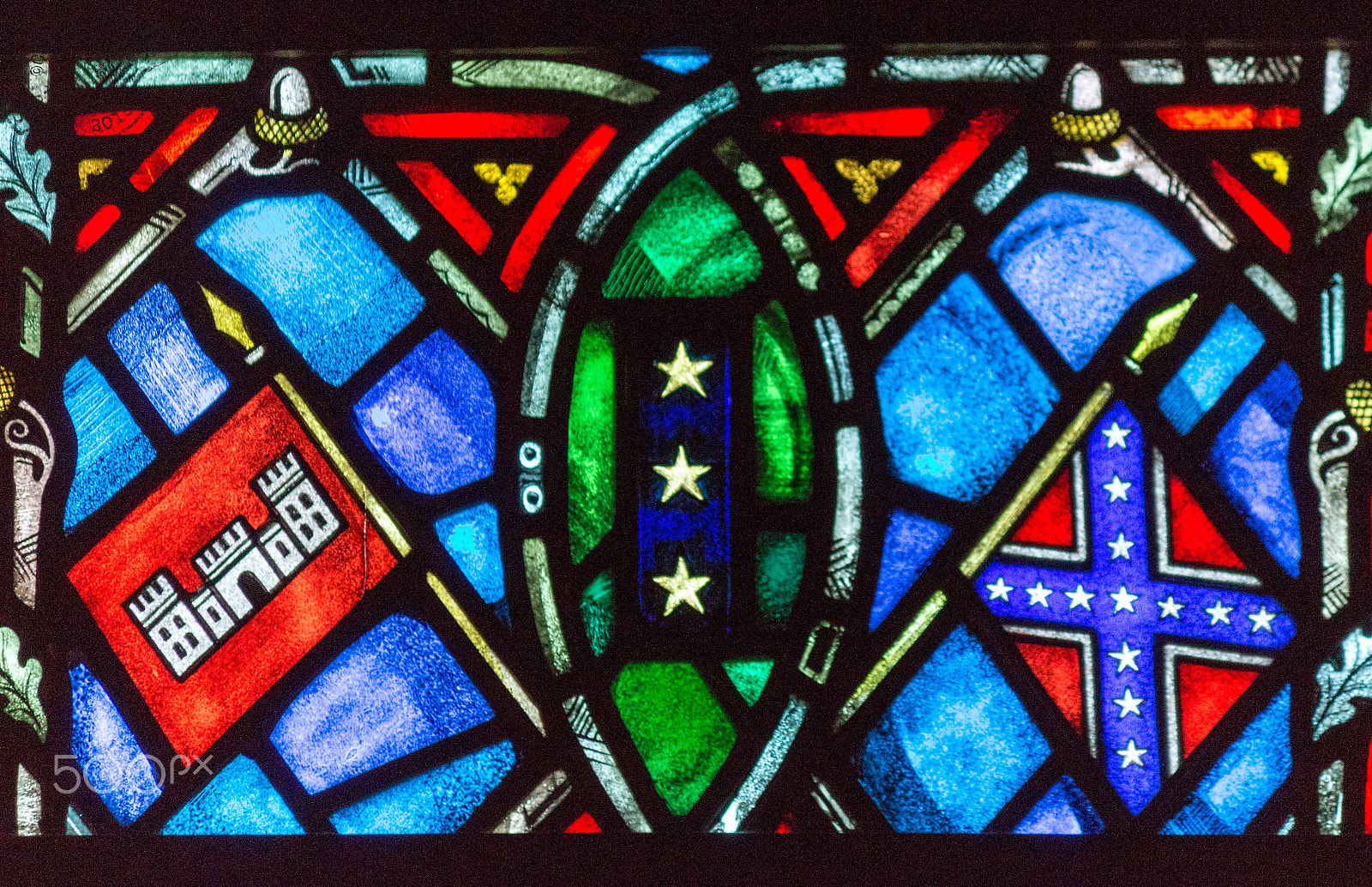Canon EOS 100D (EOS Rebel SL1 / EOS Kiss X7) + Canon EF-S 55-250mm F4-5.6 IS sample photo. Blood stained glass detail i photography