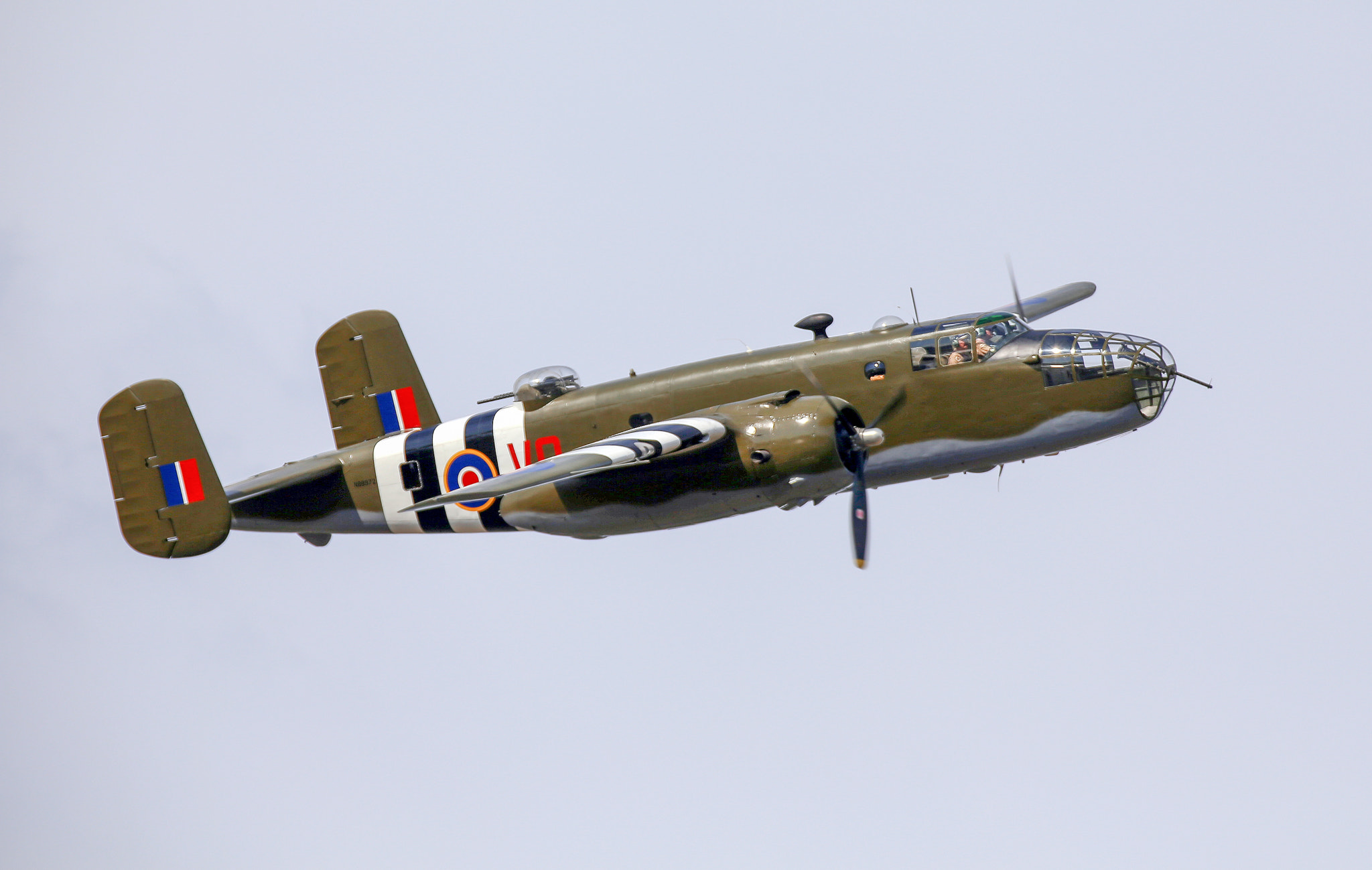 Canon EF 70-200mm F2.8L IS II USM sample photo. B-25j mitchell bomber photography
