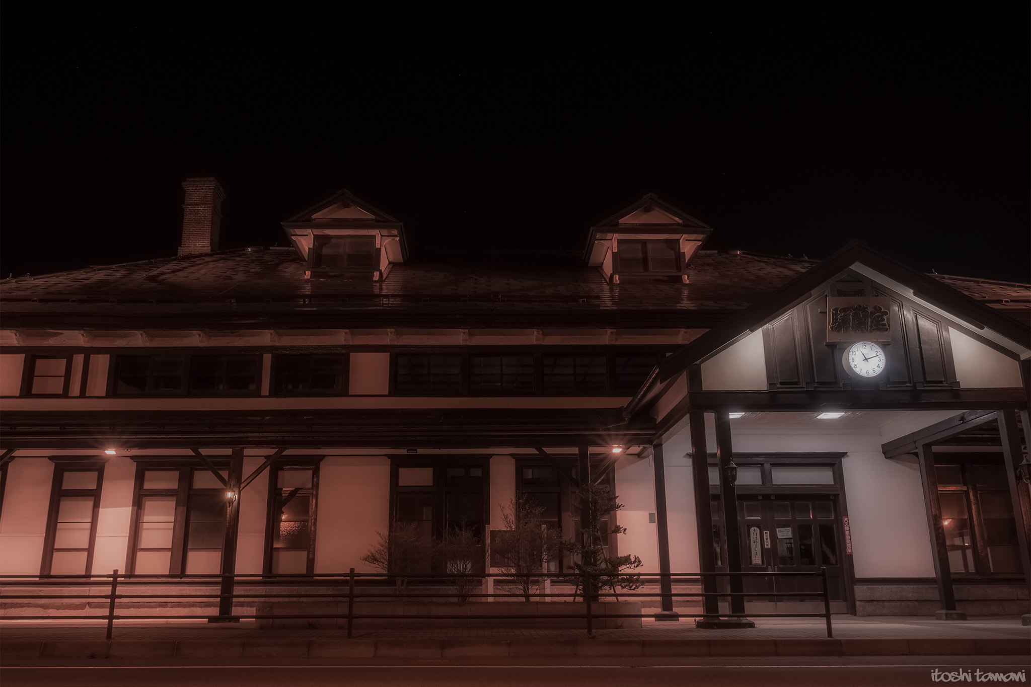 OLYMPUS 14-54mm Lens sample photo. Old muroran station photography