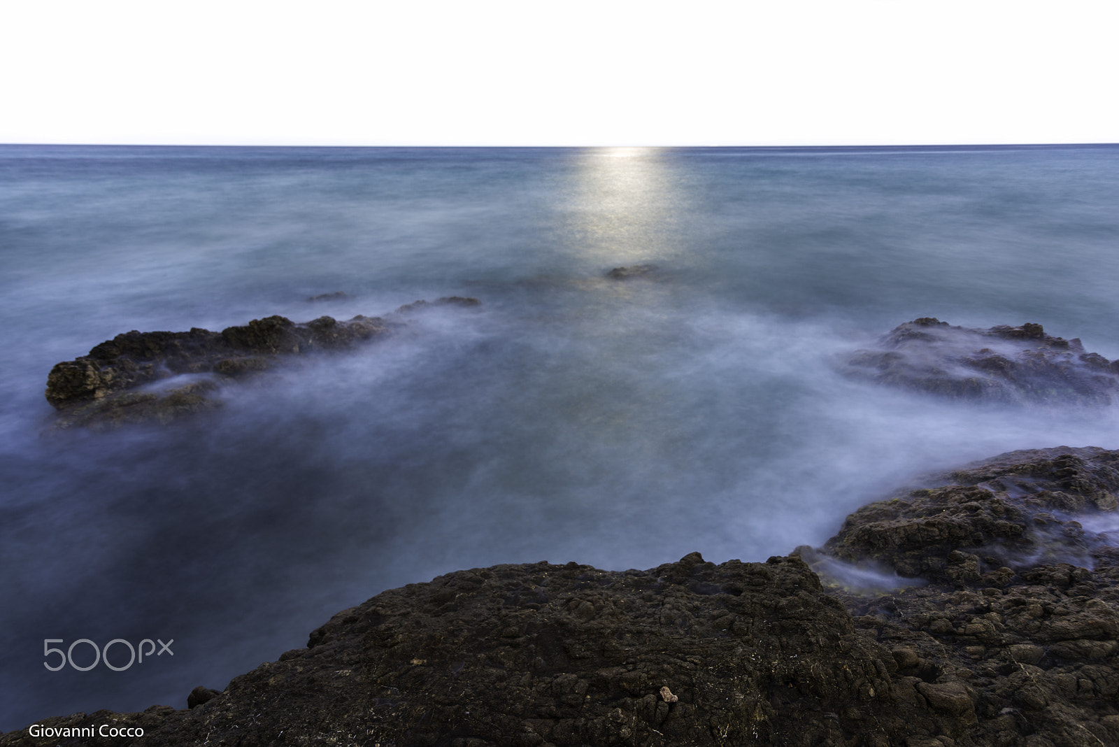 Nikon D810 + Tokina AT-X 17-35mm F4 Pro FX sample photo. Moonshine in pinus village photography