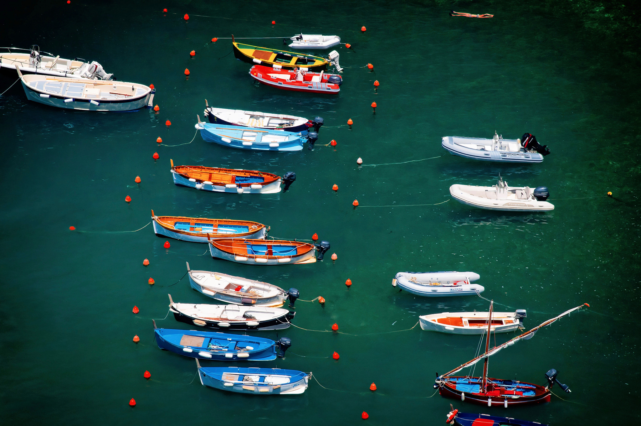 Nikon AF-S Nikkor 24-120mm F4G ED VR sample photo. Array of boats, vernazza photography