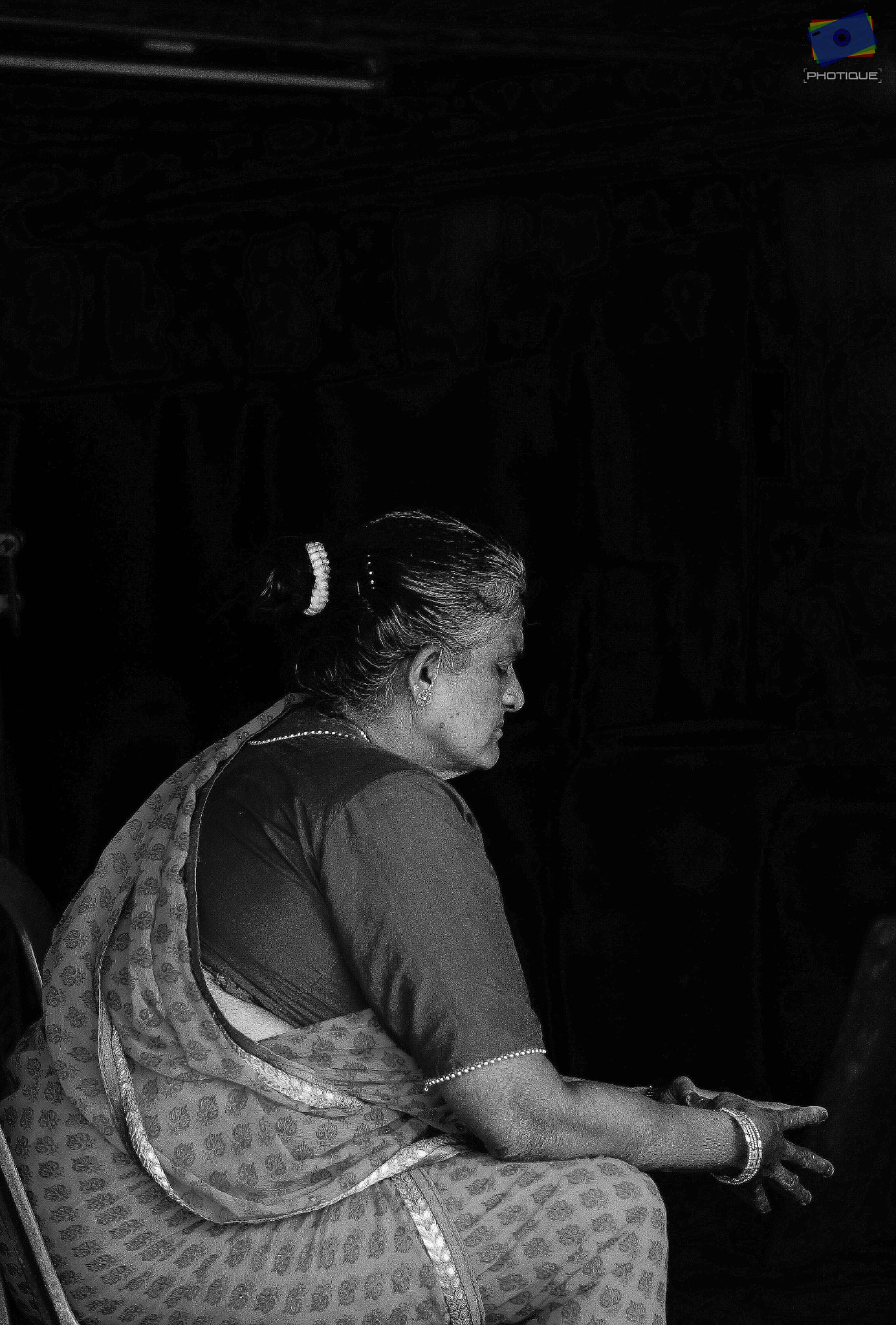 Sony SLT-A57 + Sony DT 50mm F1.8 SAM sample photo. Old women photography