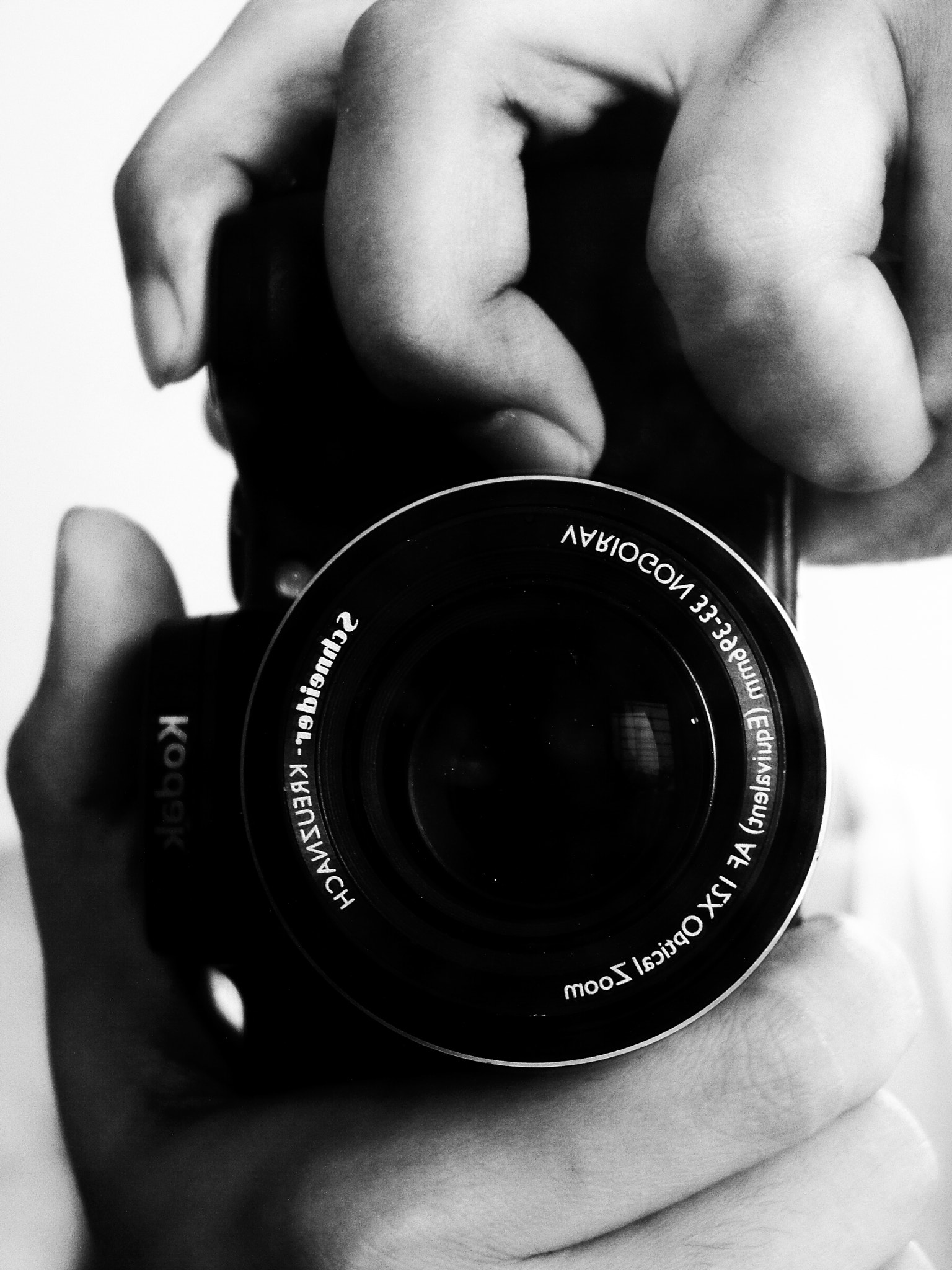 Kodak EASYSHARE Z1012 IS DIGITAL CAMERA sample photo. Self-camera-portrait photography