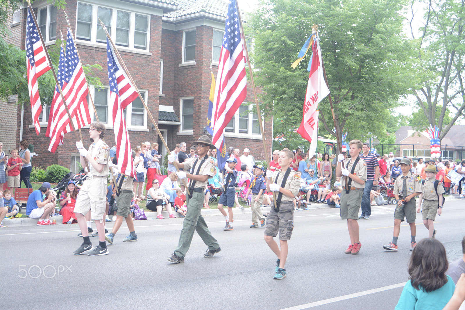 AF Zoom-Nikkor 28-80mm f/3.5-5.6D sample photo. Oak park 4th of july parade photography