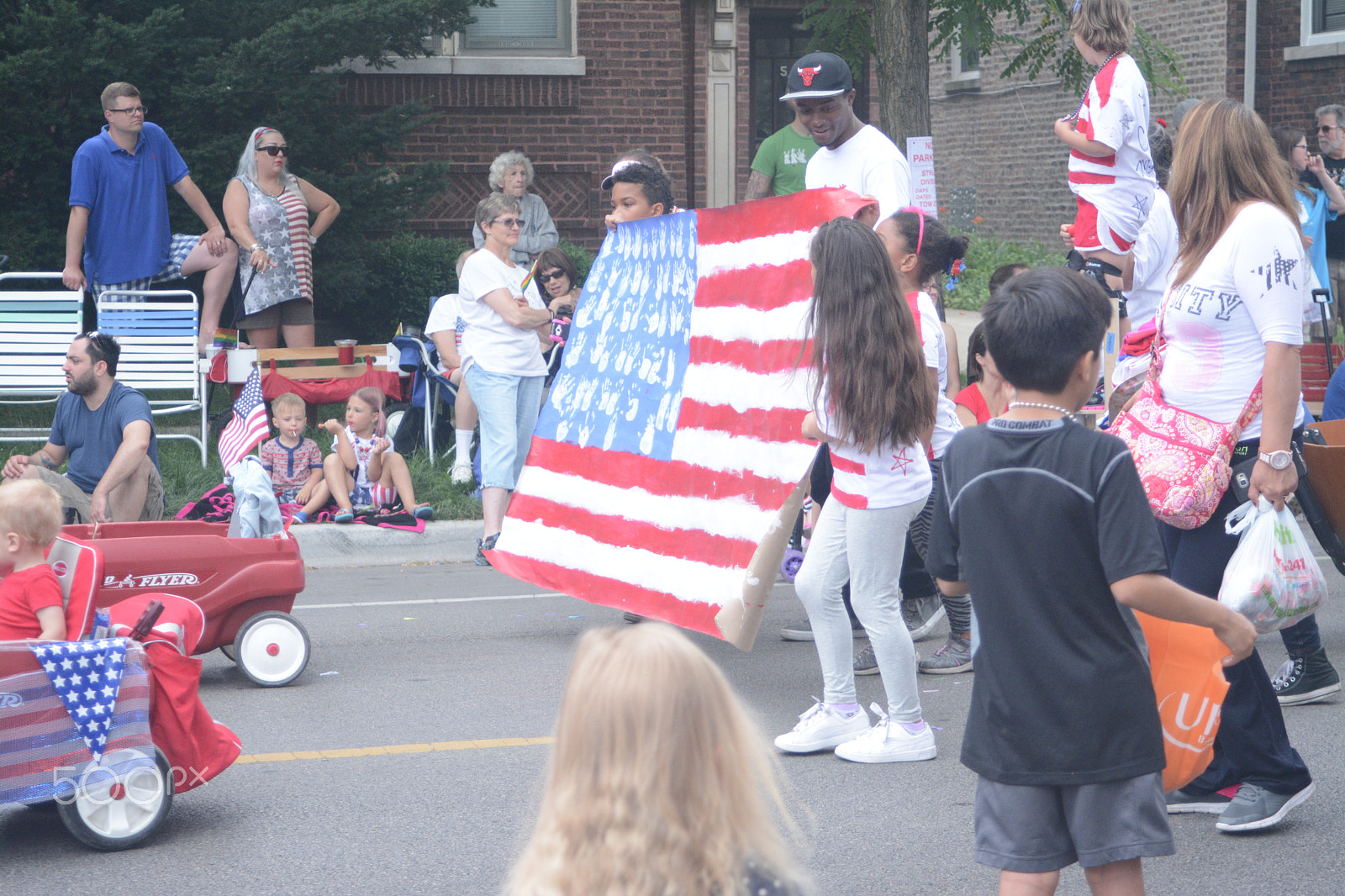 AF Zoom-Nikkor 28-80mm f/3.5-5.6D sample photo. Oak park 4th of july parade photography