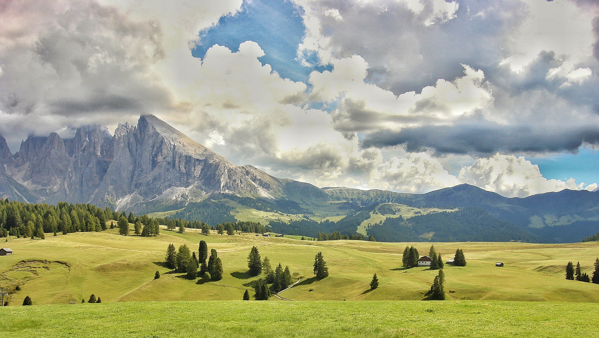 Sony DSC-N2 sample photo. Landscape mountain plateau alpe di siusi - dolomites photography