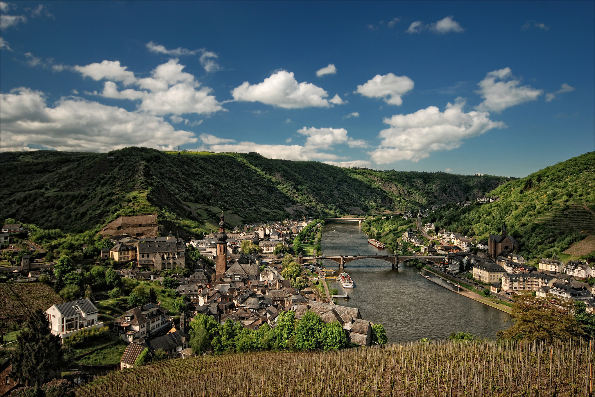 Nikon D80 + Sigma 10-20mm F4-5.6 EX DC HSM sample photo. Mosel valley photography