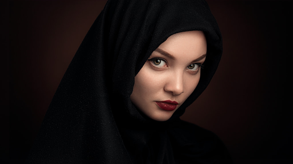 Margo by Stepan Gladkov / 500px