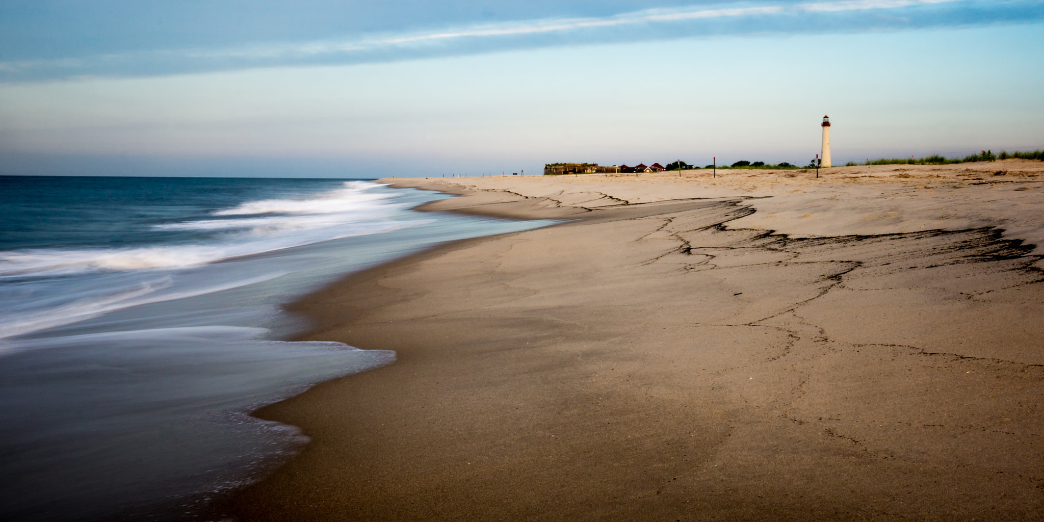 Sony Alpha NEX-7 + Sony Sonnar T* E 24mm F1.8 ZA sample photo. Lighthouse on the cape photography